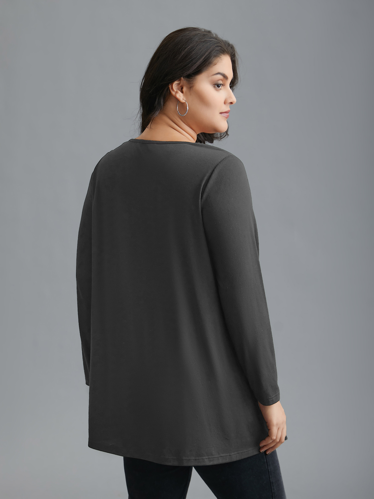 

Plus Size Round Neck Button Slim-Fit Knit Top DimGray Round Neck Extra Long Sleeve Casual Jersey Tops