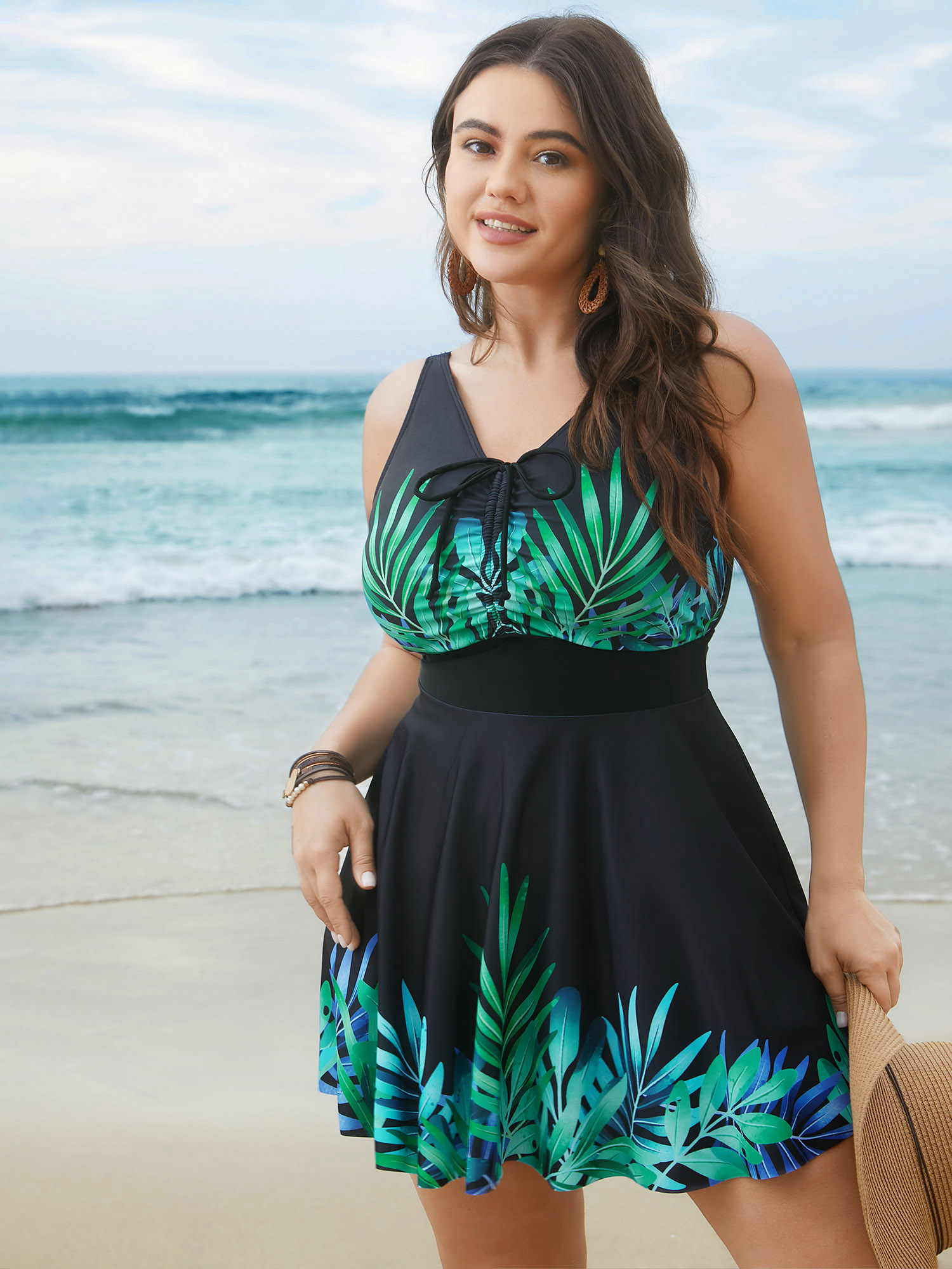 

Plus Size Tropical Print Adjusable Drawstring One-Piece Swimsuit Women's Swimwear Black Beach Bodycon U-neck High stretch Curve Swim Dresses BloomChic 26-28/3X