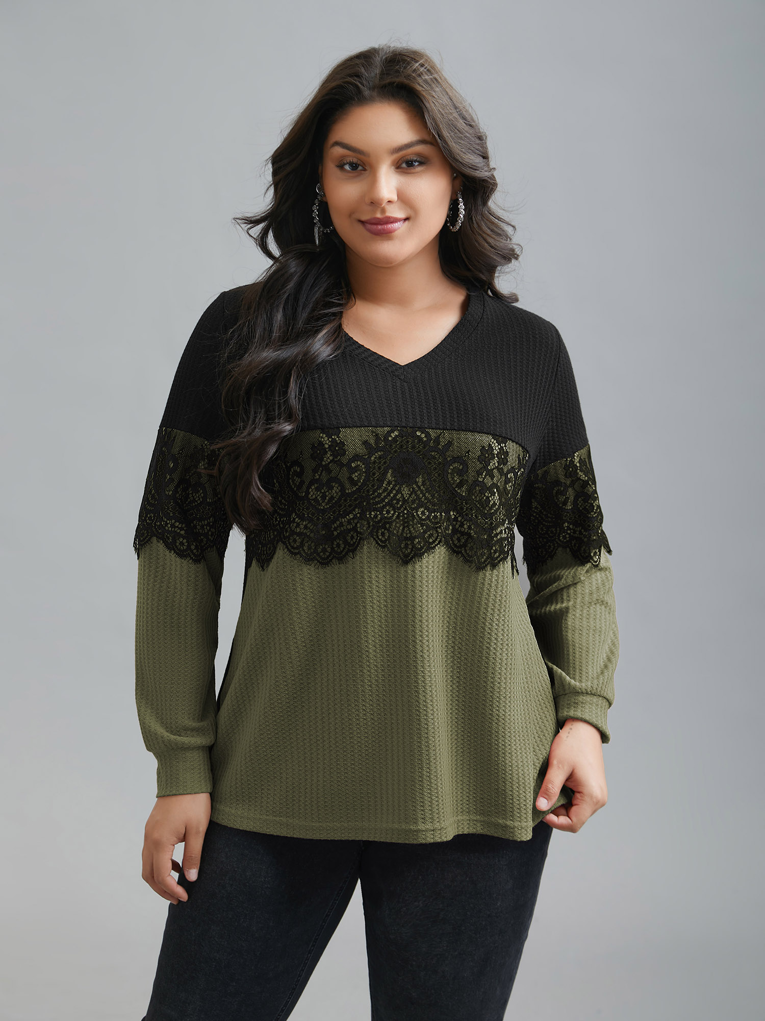 

Plus Size Crochet Lace Mesh Contrast Patchwork Top ArmyGreen V-neck Extra Long Sleeve Casual Jersey Tops