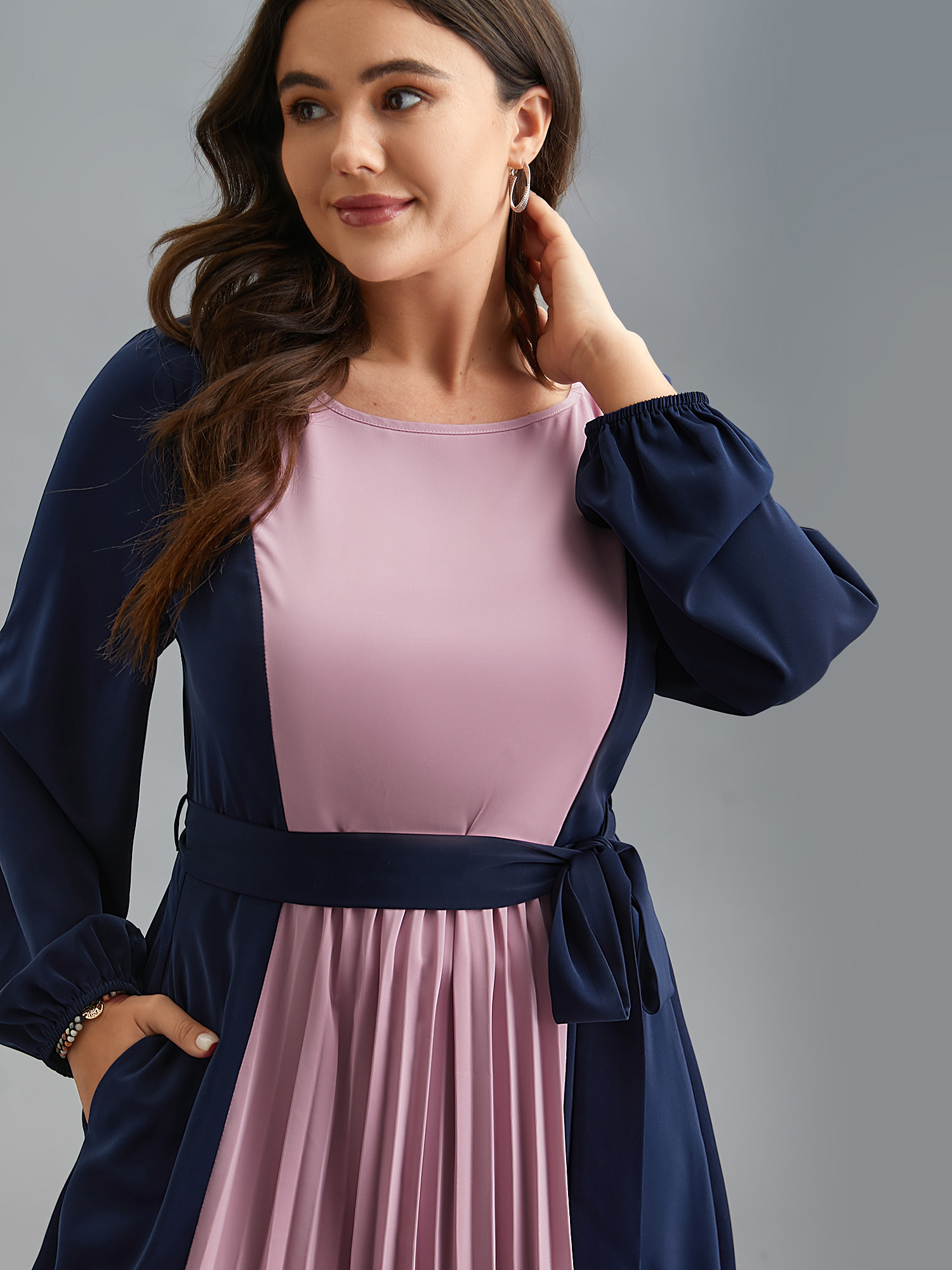 

Plus Size Color-Block Stretchy Waist-Cinched Pockets Dress Indigo Women At the Office Belted Boat Neck Long Sleeve Curvy BloomChic