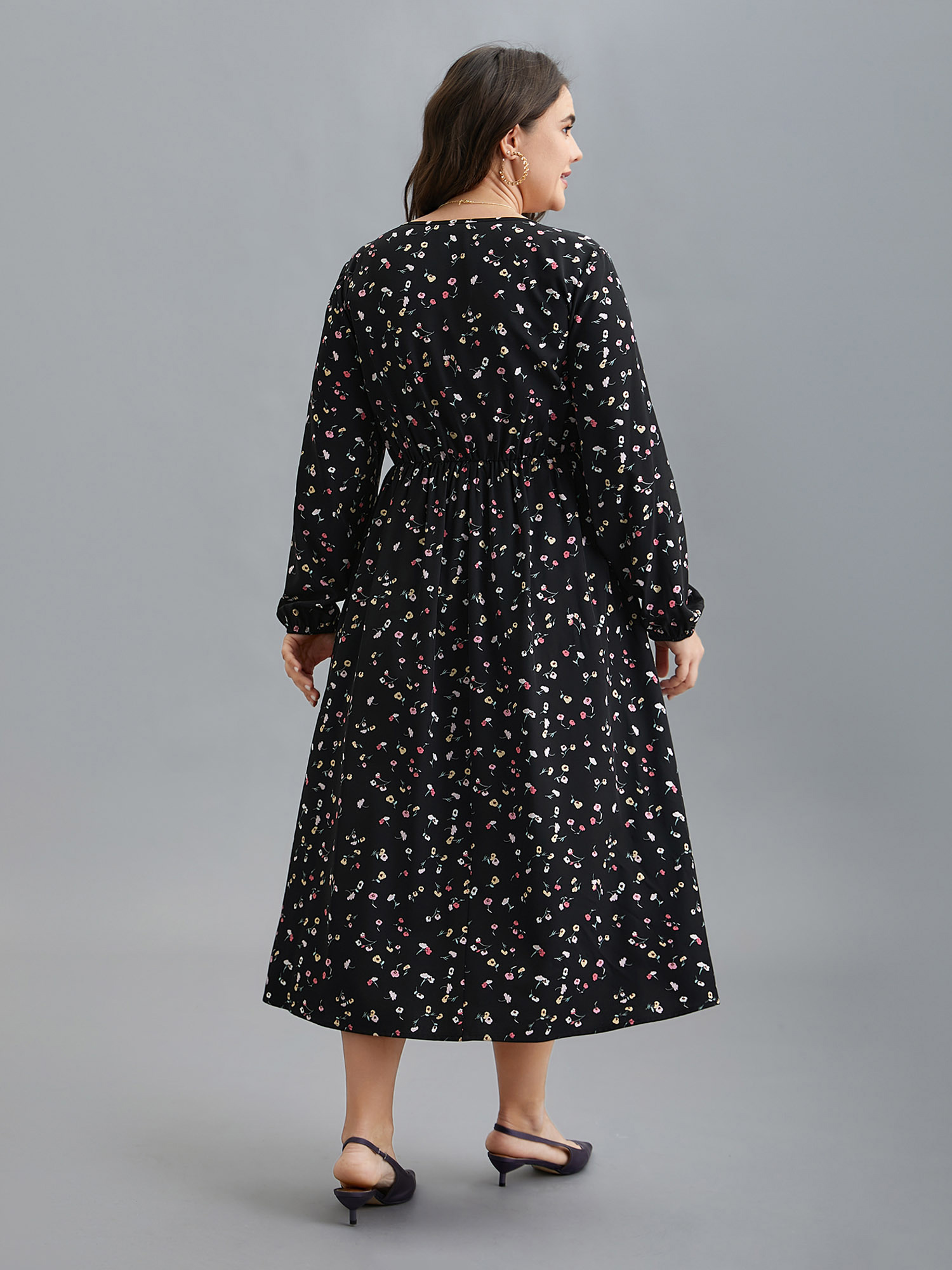 

Plus Size Floral Print V-Neck Waist-Defined Midi Dress BlackFlower Women Elegant Non V-neck Long Sleeve Curvy BloomChic