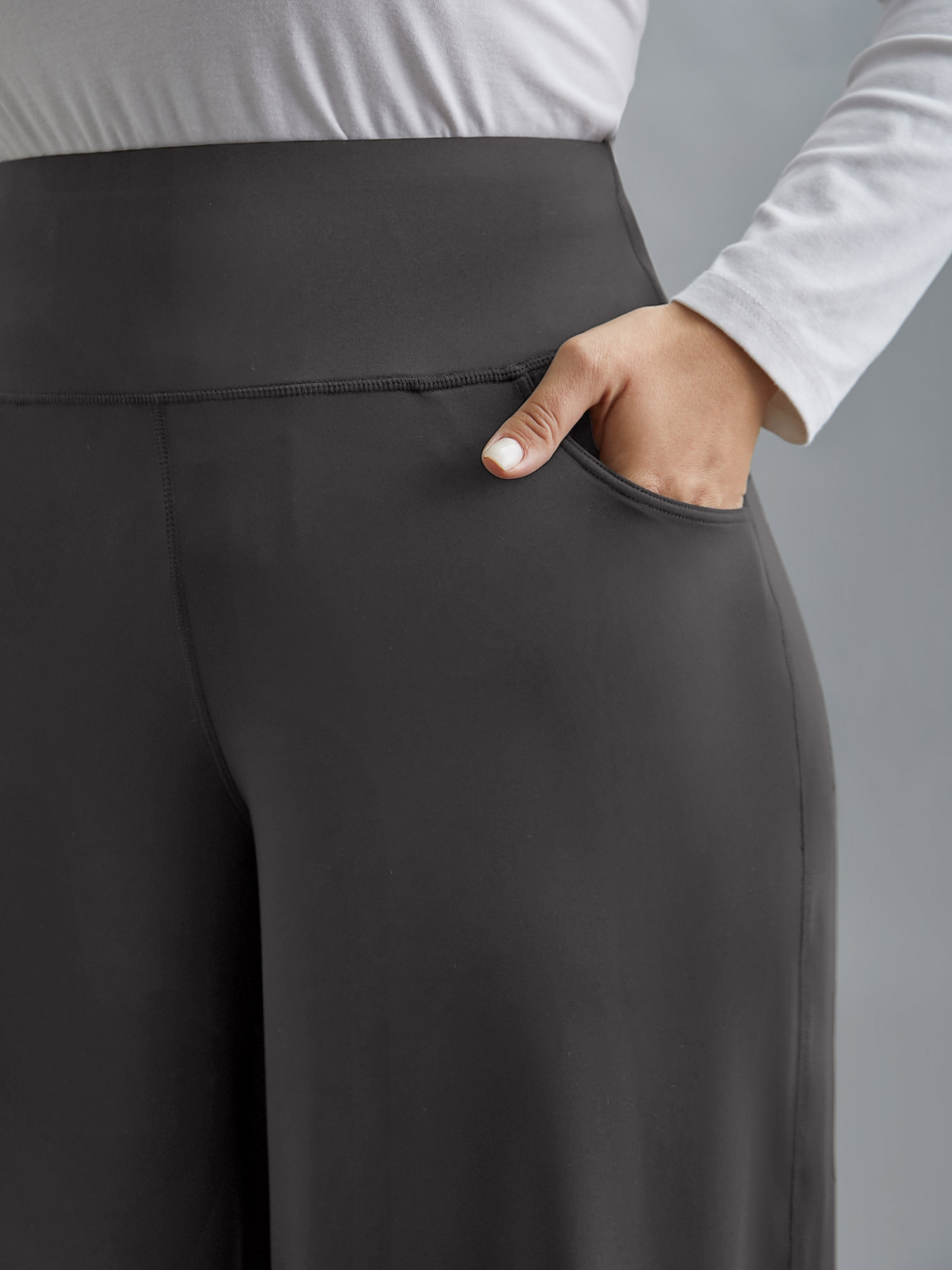 Plus Size Super Stretchy Wide-Leg Casual Pocket Pants Women DarkGray Casual Mid Rise Everyday Pants BloomChic 10/M 