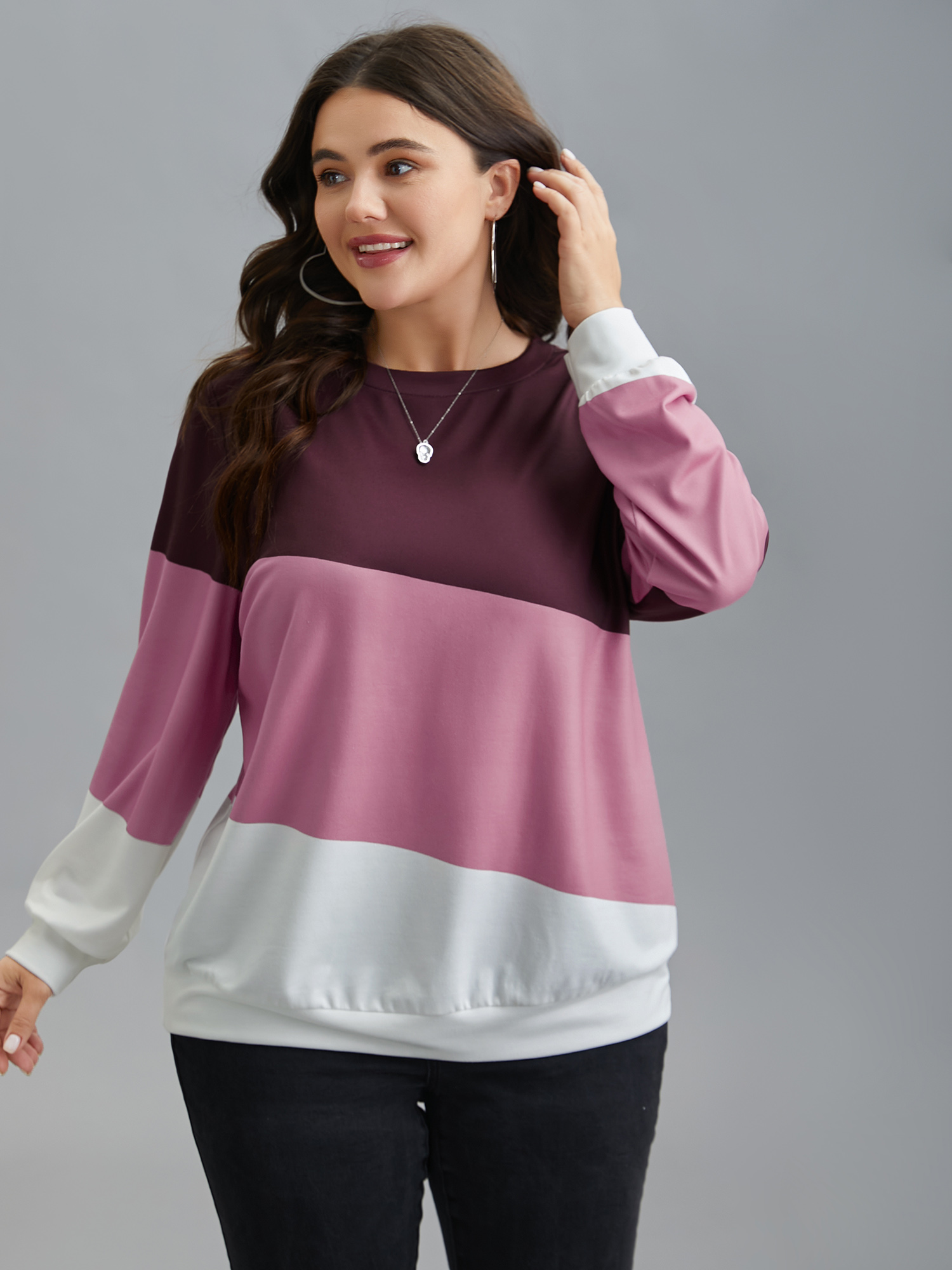 Plus Size Color Block Round Neck Sweatshirt Women Multicolor Casual Contrast V-neck Everyday Sweatshirts BloomChic 12/L 