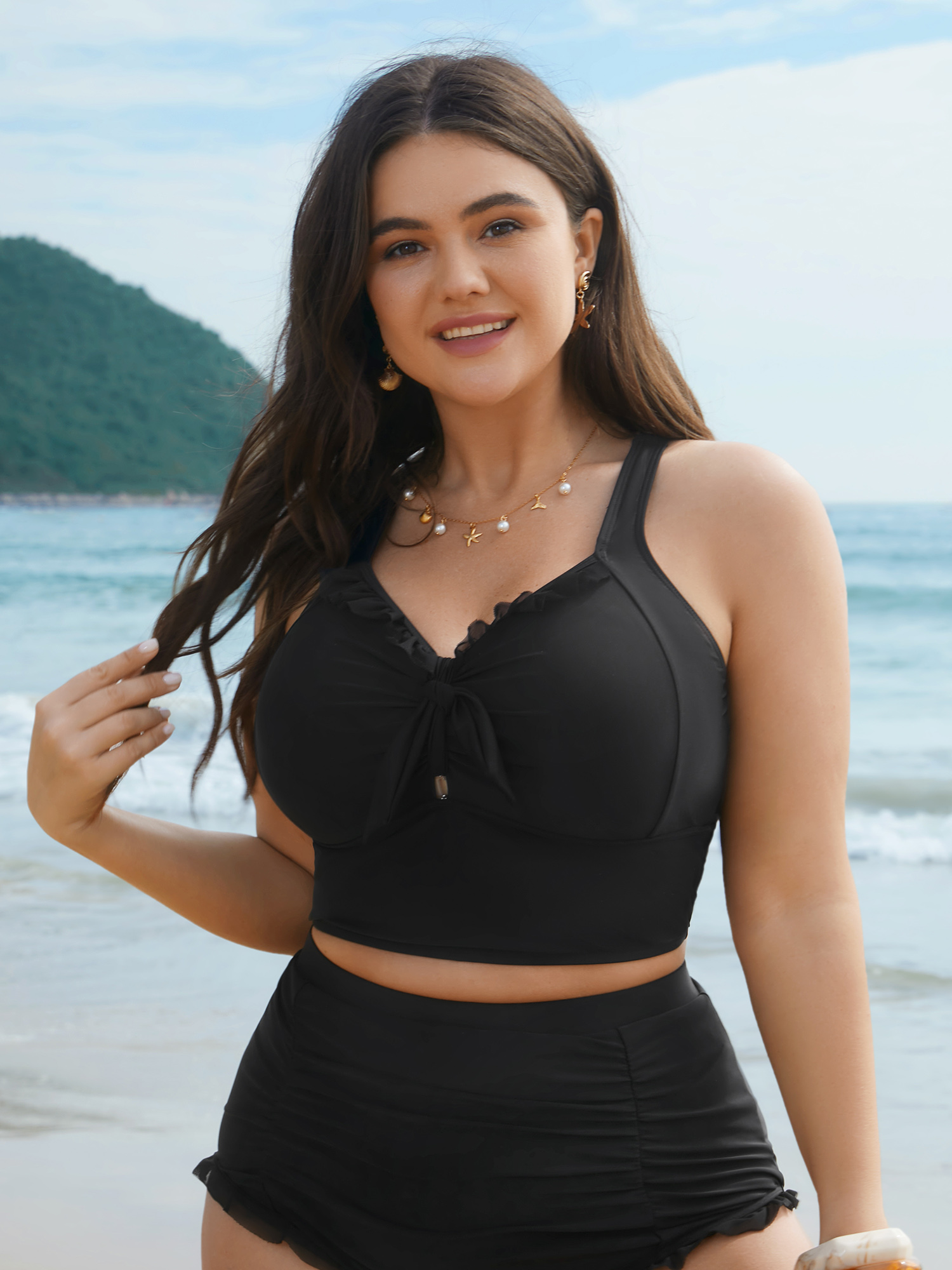 

Plus Size Bust Knot-Tie Ruffle Trim Supportive Swim Top Women's Swimwear Black Beach Knotted High stretch Skinny Heart neckline Curve Swim Tops BloomChic