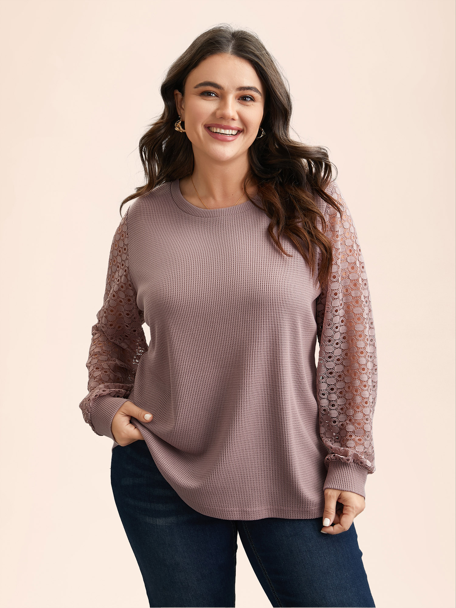 

Plus Size Textured Lace Spliced Stretchy T-Shirt Dirtypink Women Elegant Texture Round Neck Everyday T-shirts BloomChic