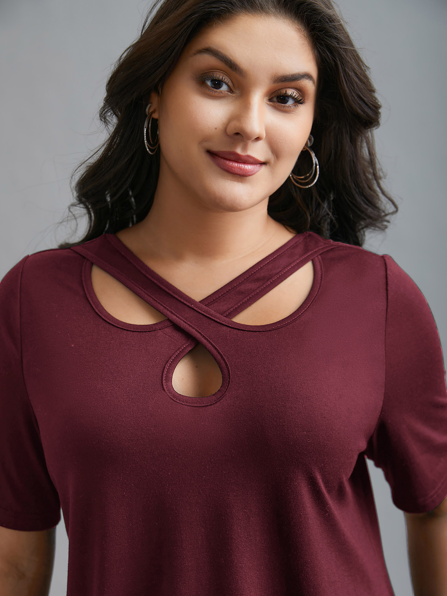 

Plus Size Crossover Keyhole Plain Stretchy T-Shirt Burgundy Women Casual Cut-Out Asymmetrical Neck Everyday T-shirts BloomChic