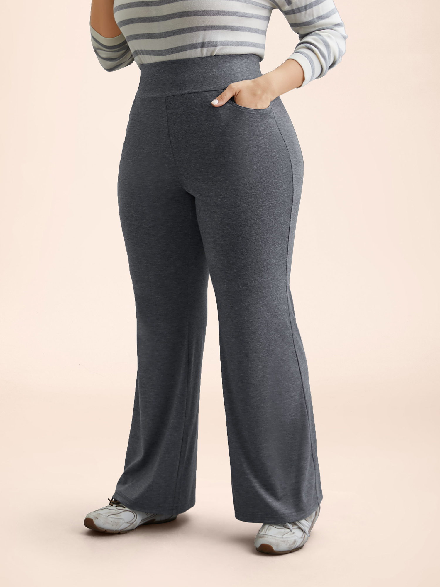 Plus Size Stretchy-Waist Heather Texture Flared Pants Women DarkGray Elegant Medium stretch Bootcut Mid Rise Everyday Leggings BloomChic 18-20/2X 