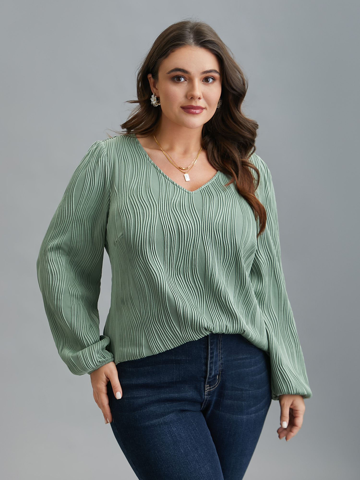 

Plus Size Greenbean V-Neck Textured Balloon Sleeve Blouse Women Elegant Extra Long Sleeve Flat collar with V-notch Everyday Blouses BloomChic