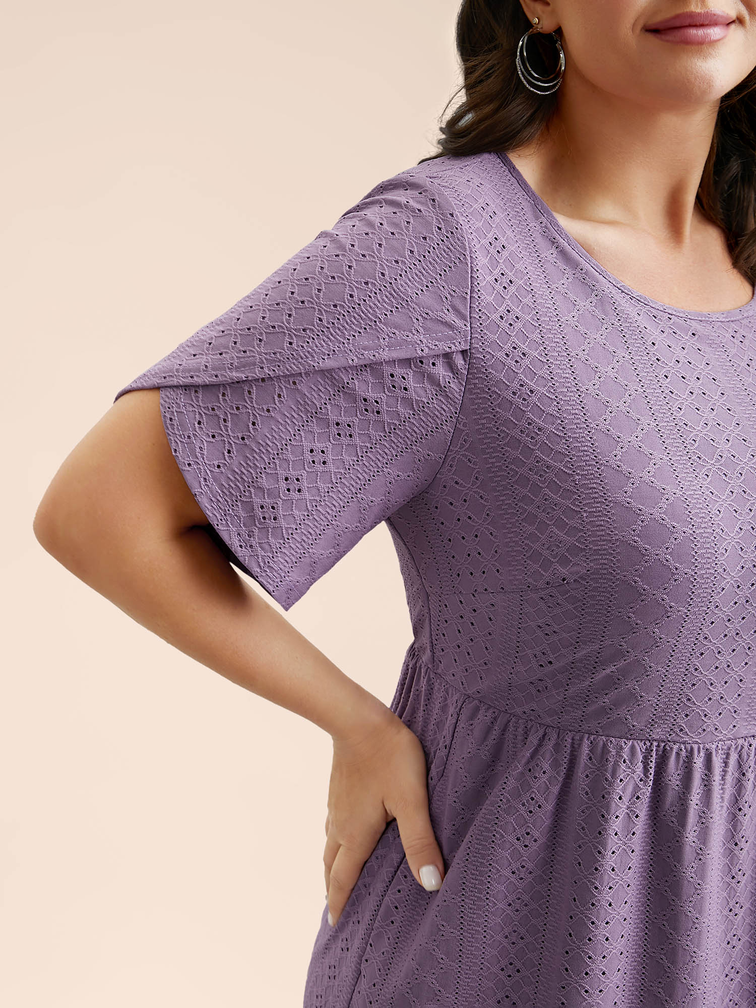 Plus Size Textured Plain Petal Sleeve Pockets Midi Dress Mauve Women Casual Petal edge Round Neck Short sleeve Curvy BloomChic 10/M 