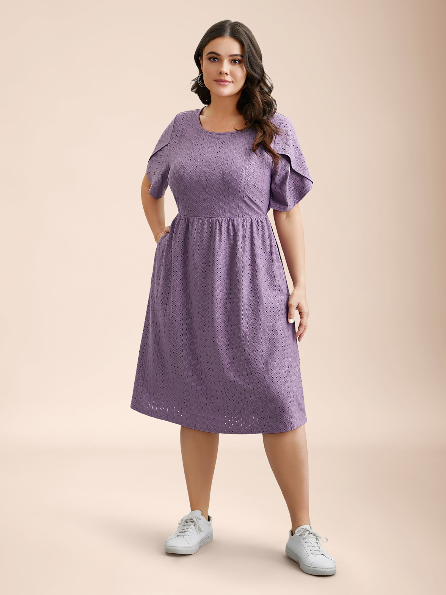 Plus Size Textured Plain Petal Sleeve Pockets Midi Dress Mauve Women Casual Petal edge Round Neck Short sleeve Curvy BloomChic 10/M 