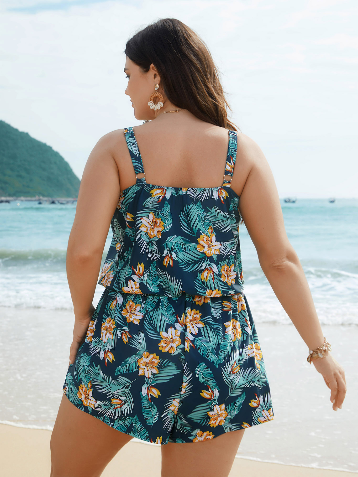 Plus Size Tropical Flower Print Pockets One-Piece Swimsuit Women`s Swimwear Indigo Beach Gathered Curve Bathing Suits High stretch One Pieces BloomChic 30/6X 