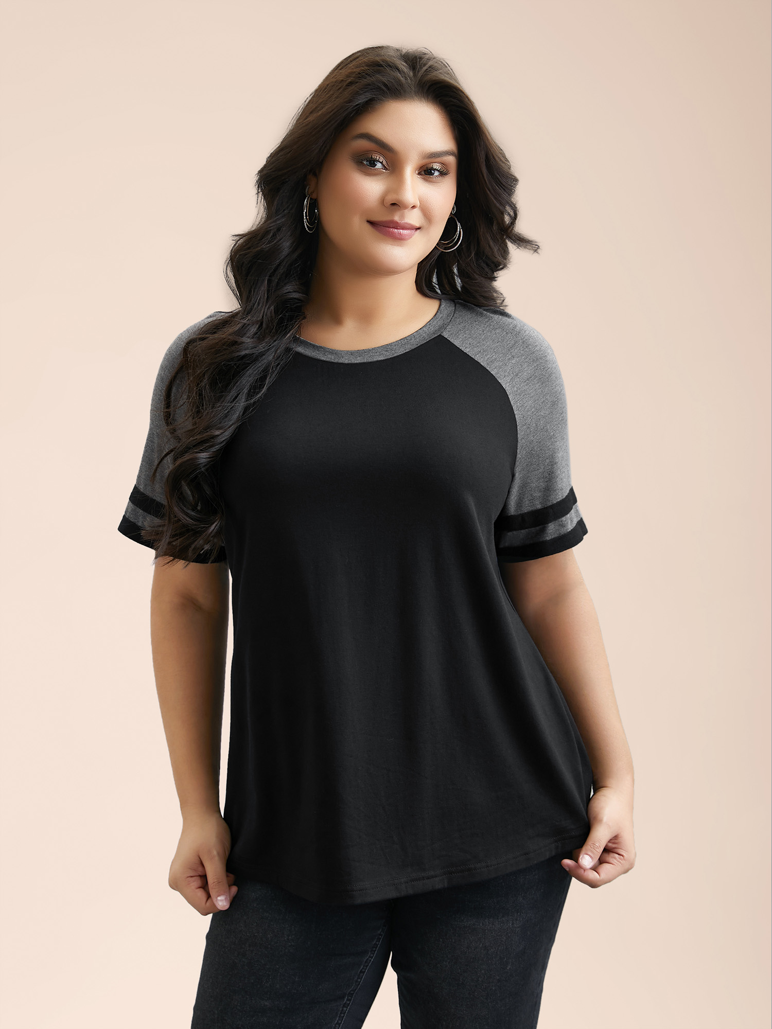 

Plus Size Color Block Stretchy Raglan Sleeve T-Shirt Black Women Casual Contrast Round Neck Everyday T-shirts BloomChic