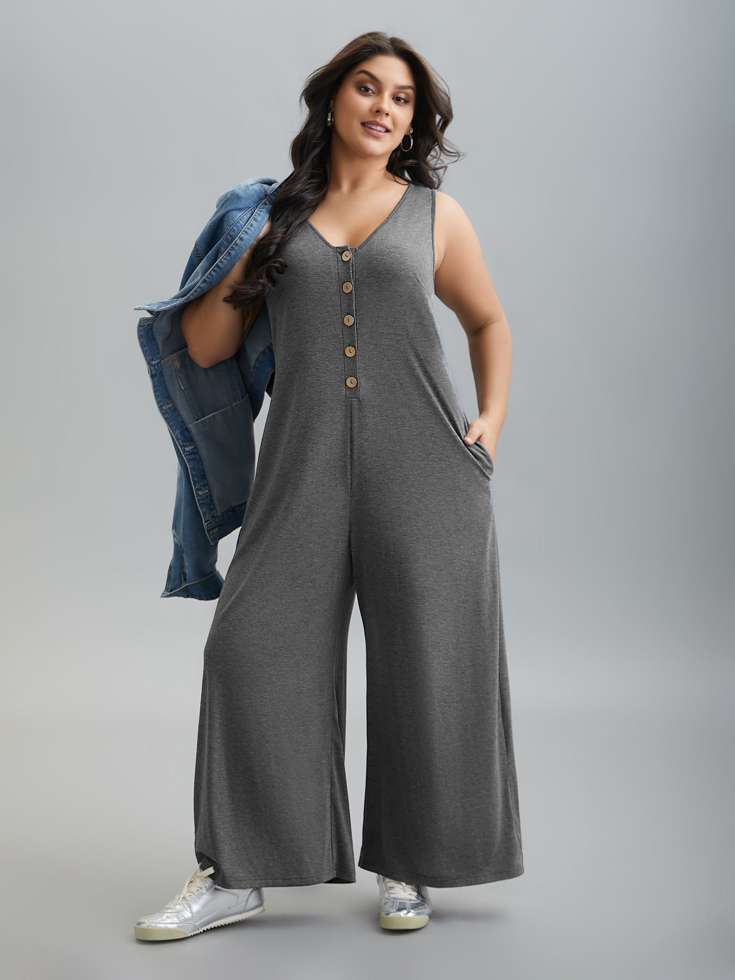 

Plus Size DimGray Button-Front Lightweight Wide-Leg Jumpsuit Women Casual Sleeveless V-neck Everyday Loose Jumpsuits BloomChic