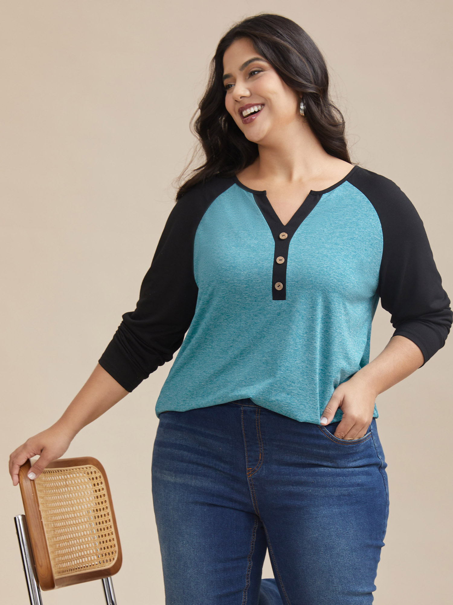 

Plus Size Heather Patchwork Button Detail Stretchy T-Shirt Cerulean Women Casual Contrast Flat collar with V-notch Everyday T-shirts BloomChic