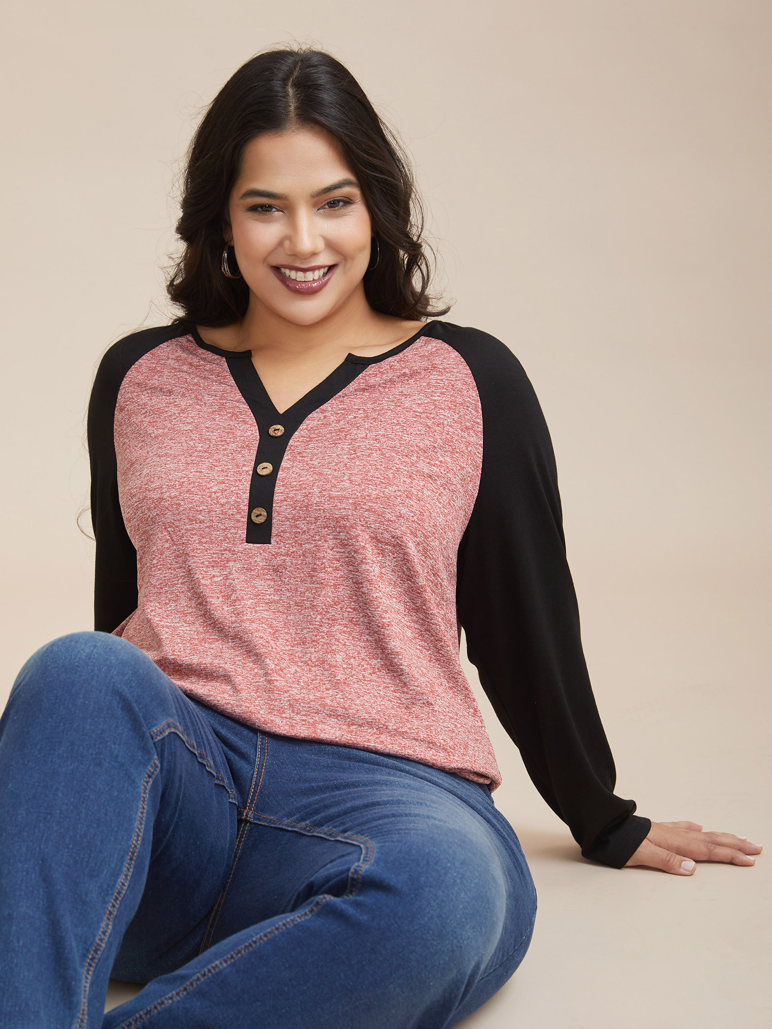 

Plus Size Heather Patchwork Button Detail Stretchy T-Shirt Scarlet Women Casual Contrast Flat collar with V-notch Everyday T-shirts BloomChic