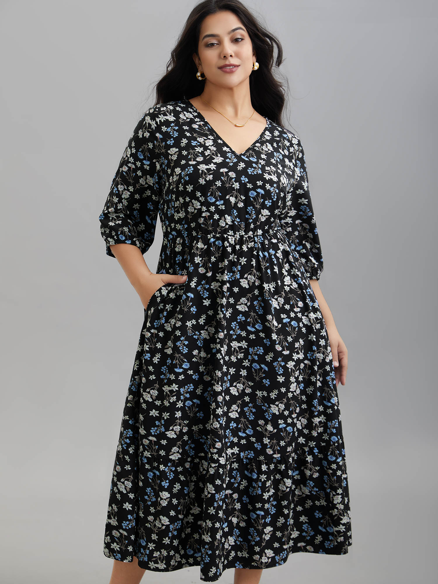 Plus Size Floral Print Stretchy-Waist Pockets Midi Dress BlackFlower Women Elegant Non V-neck Elbow-length sleeve Curvy BloomChic 22-24/3X 