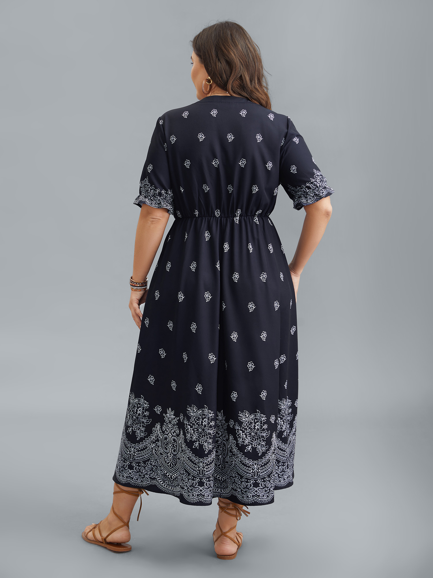 Plus Size Floral Waist-Tie Notched Collar Midi Dress Indigo Women Resort Ruffles Notched collar Half Sleeve Curvy BloomChic 28/5X 