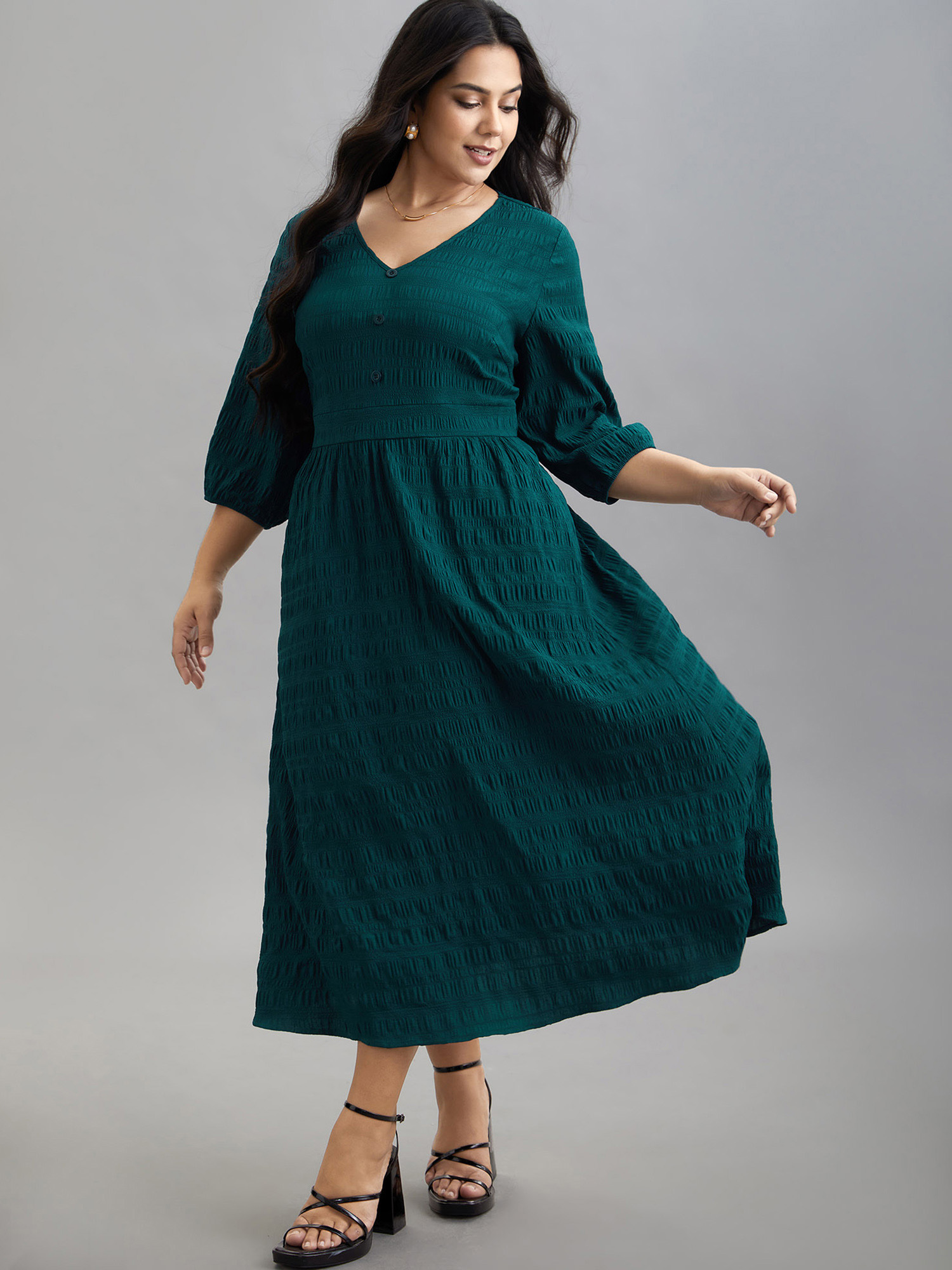 Plus Size Textured Waist-Defined Button Midi Dress Emerald Women Elegant Texture V-neck Elbow-length sleeve Curvy BloomChic 10/M 