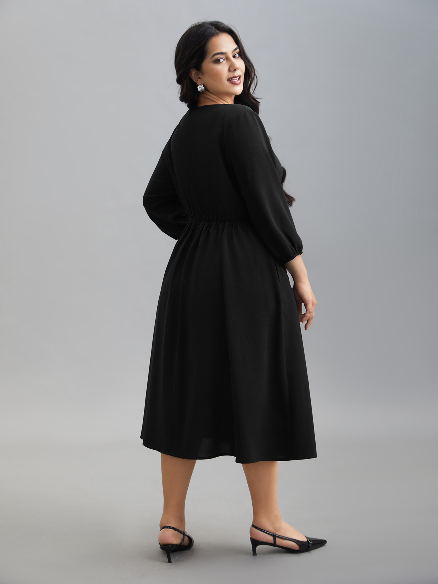 Plus Size Color Block V-Neck Pleated Midi Dress DarkGreen Women At the Office Contrast V-neck Elbow-length sleeve Curvy BloomChic 12/L 