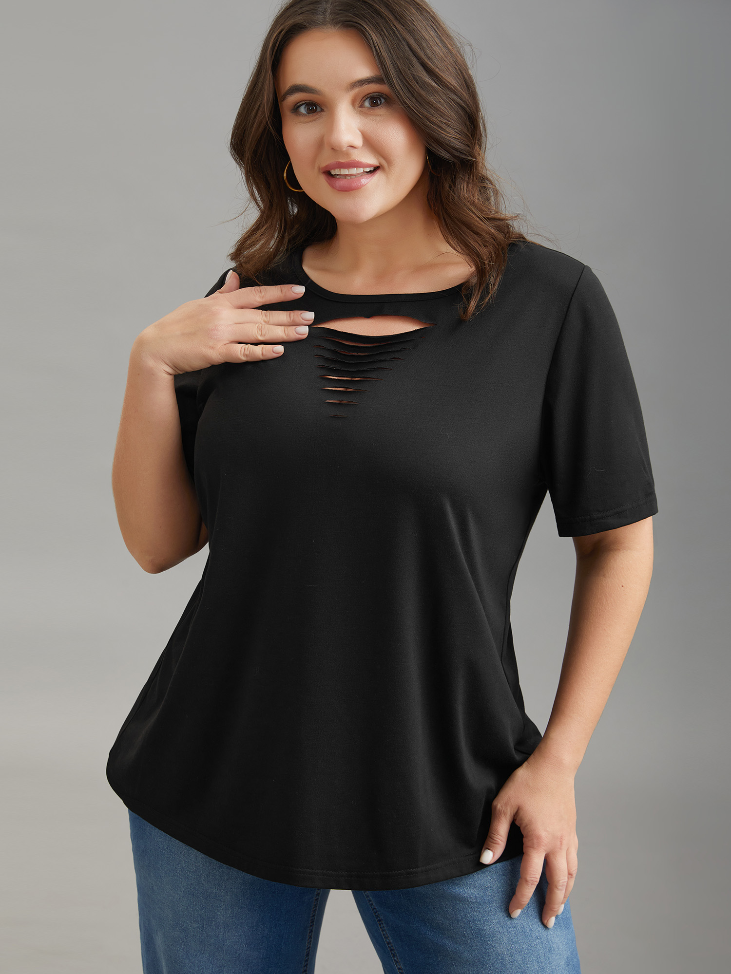 

Plus Size Stretchy Ripped Neck Fitted T-Shirt Black Women Casual Cut-Out Round Neck Everyday T-shirts BloomChic