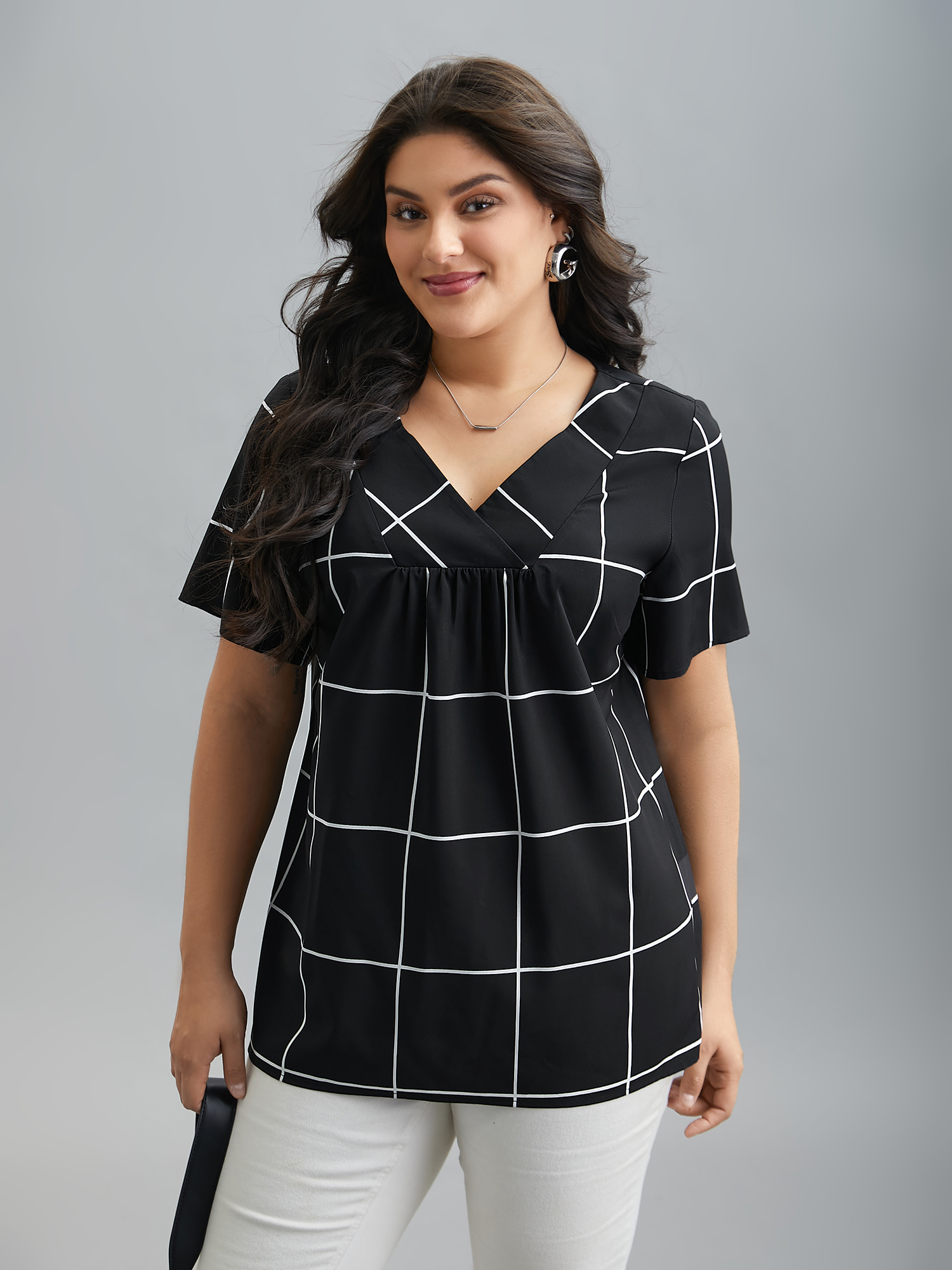 

Plus Size Black Plaid Crumpled V-Neck Fitted Shirt Women At the Office Short sleeve Overlap Collar Work Blouses BloomChic