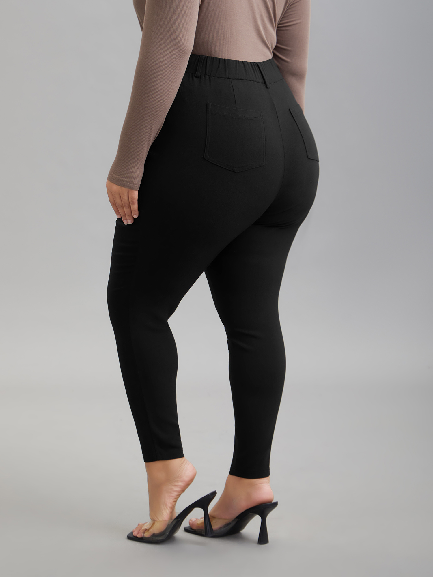 Plus Size No-Waist Gap Decorative Placket Skinny Pants Women Black Elegant Skinny Mid Rise Everyday Pants BloomChic 30/6X 