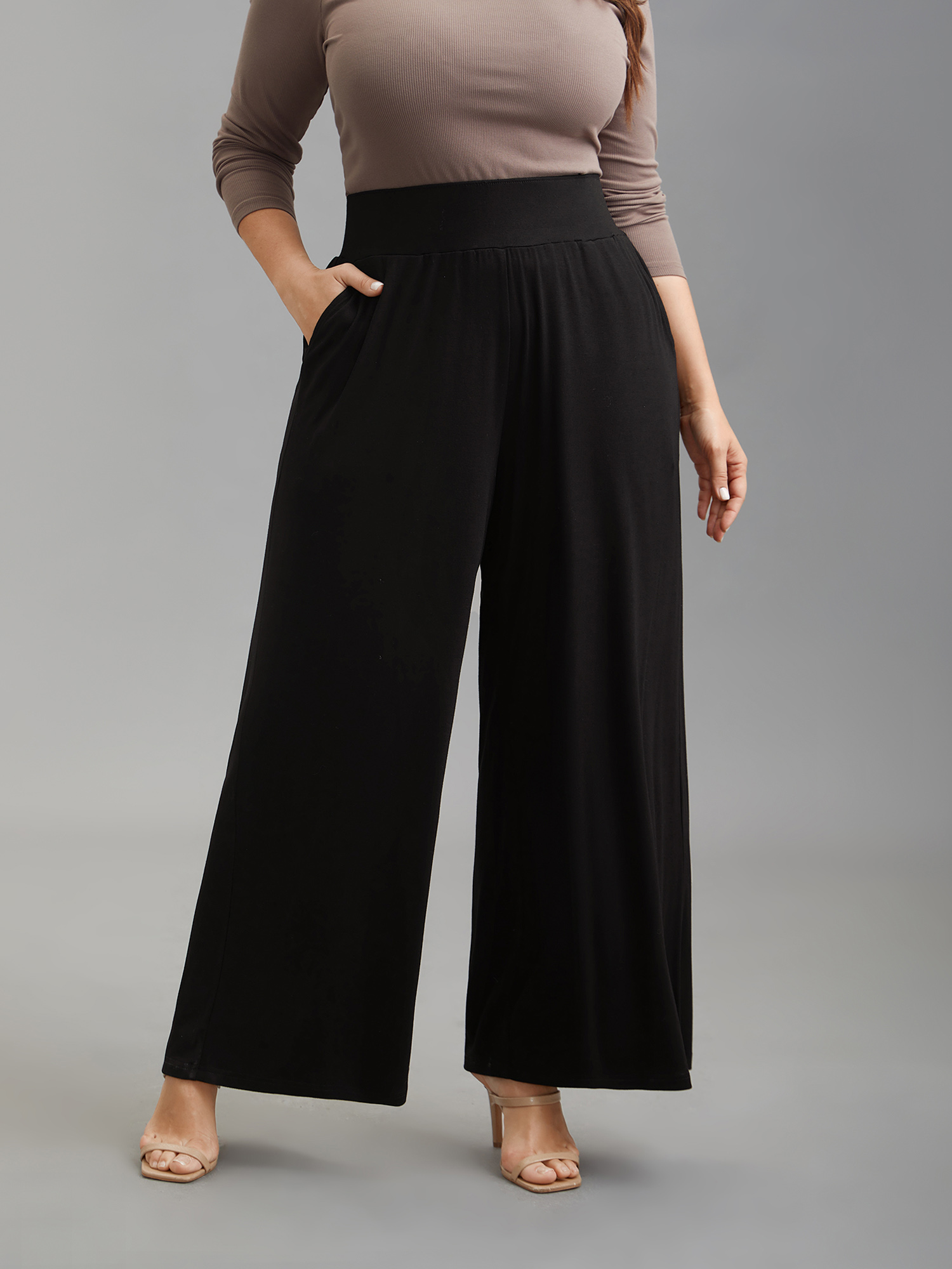 

Plus Size Stretchy Waist Straight-Leg Pants Women Black Casual Wide Leg Mid Rise Everyday Pants BloomChic