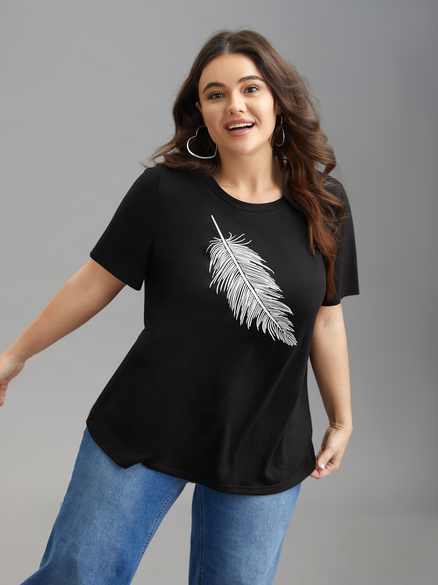 

Plus Size Stretchy Feather Print Round Neck T-Shirt Black Women Casual Non Art&design Round Neck Everyday T-shirts BloomChic