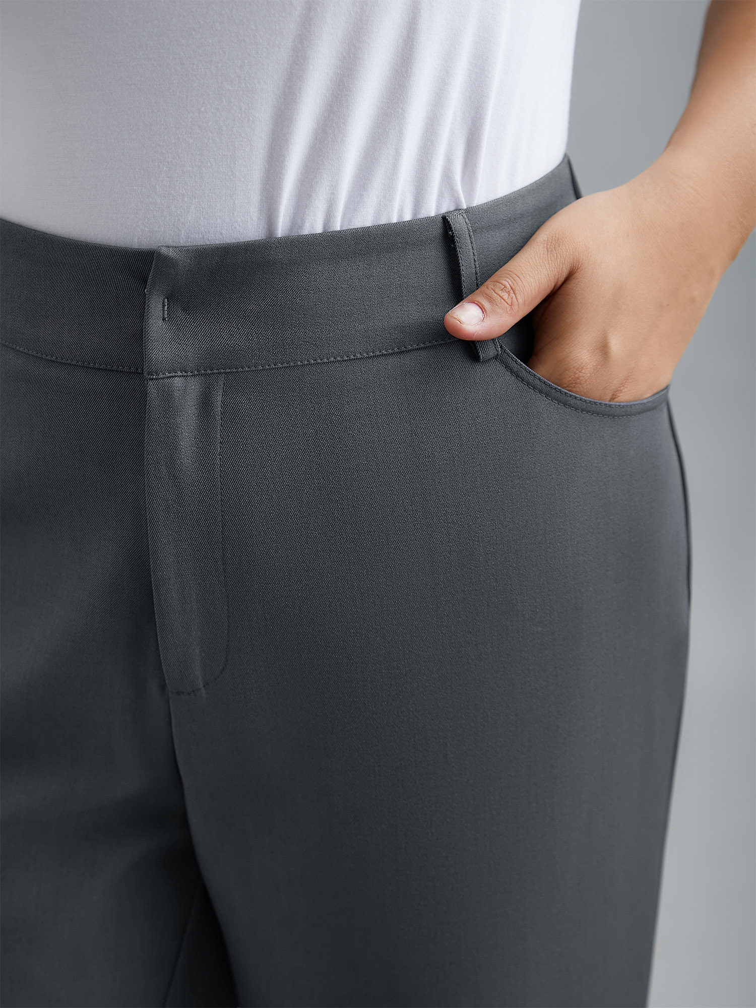 Plus Size Stretchy-Waist Roll Hem Pants Women DimGray Workwear Essentials Bootcut Mid Rise Work Pants BloomChic 26/4X 