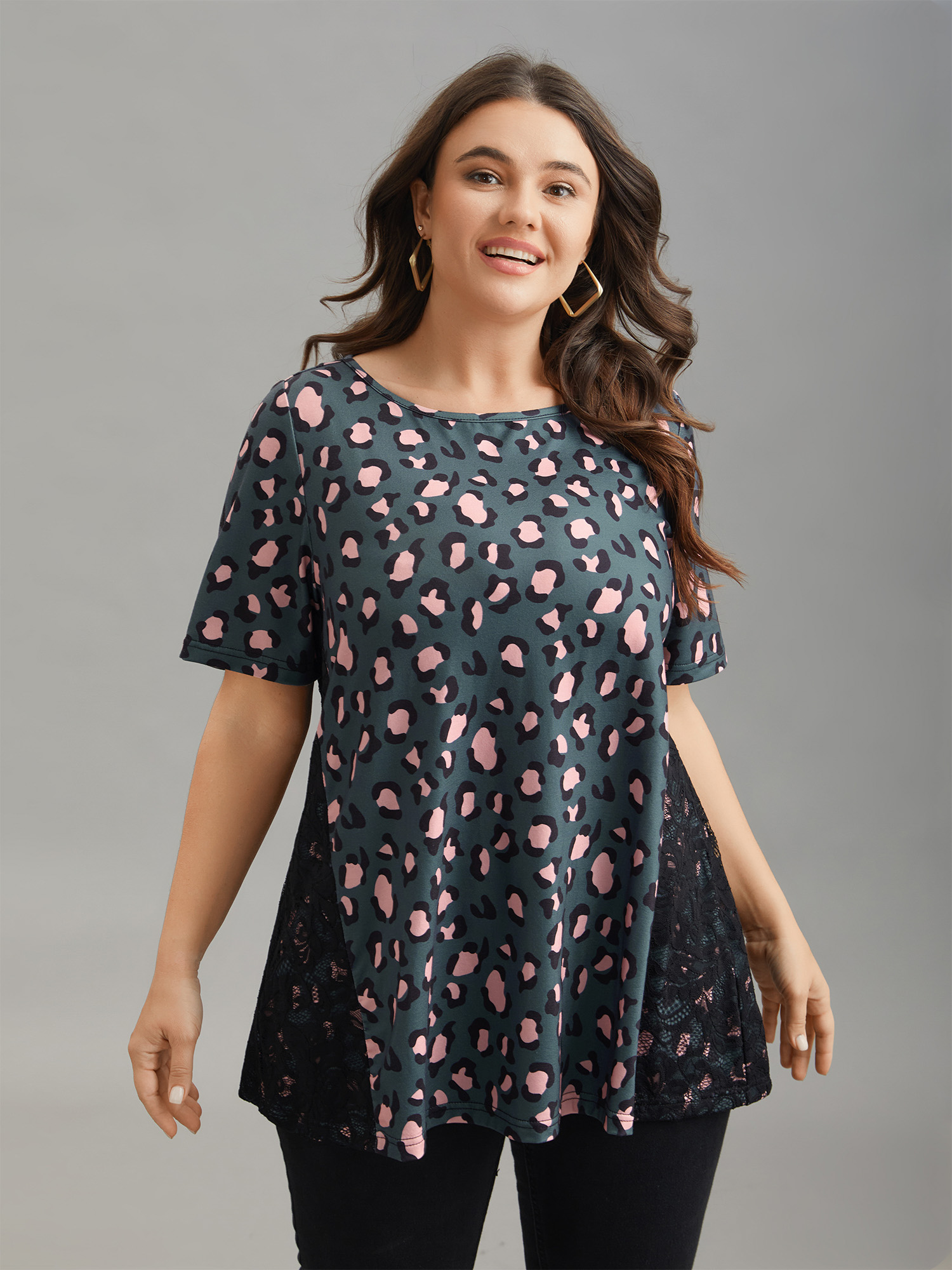 

Plus Size Leopard Print Lace Half-Sleeve Top Multicolor Boat Neck Short sleeve Casual Jersey Tops