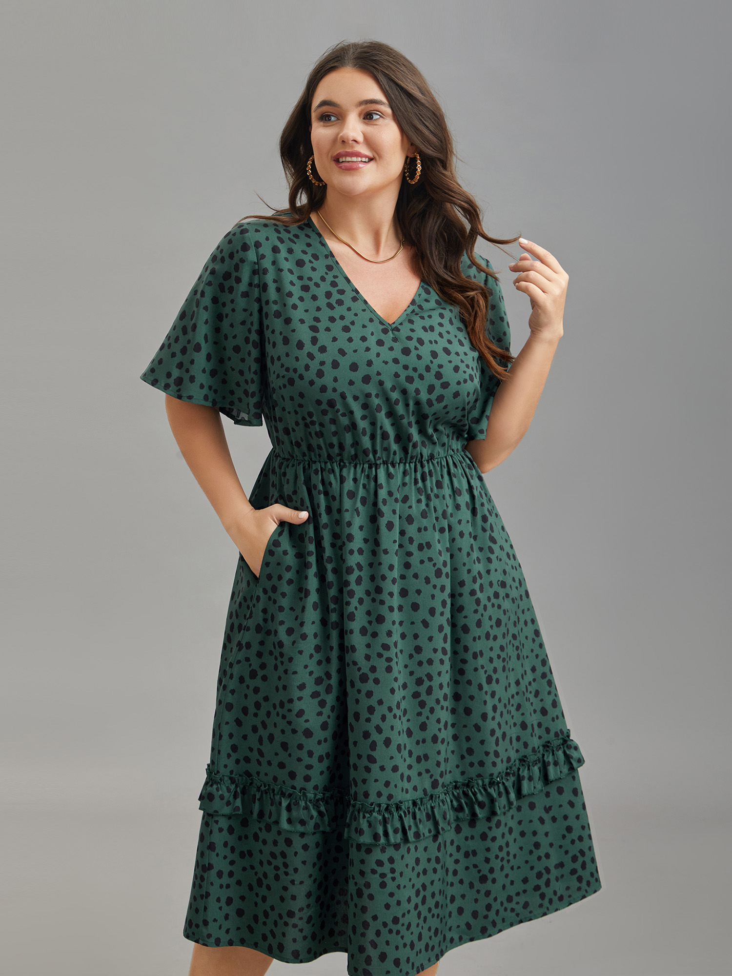 

Plus Size Paint-Splatter Waist-Cinched Tiered Midi Dress Truegreen Women Elegant Frill Trim V-neck Short sleeve Curvy BloomChic