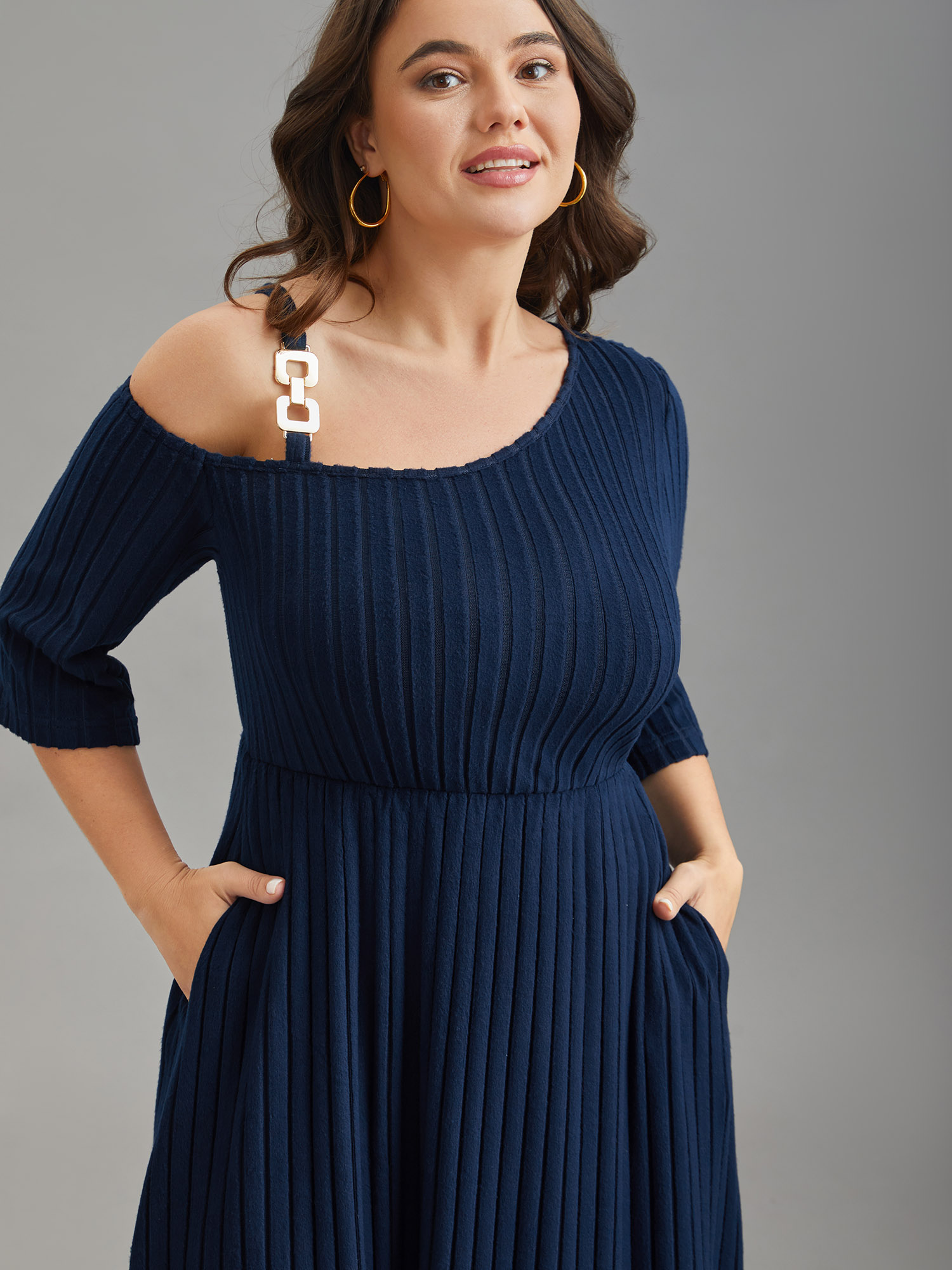 

Plus Size One-Shoulder Pit-Strip Knit Buckle Midi Dress DarkBlue Women Casual Texture Knit Dresses Bloomchic