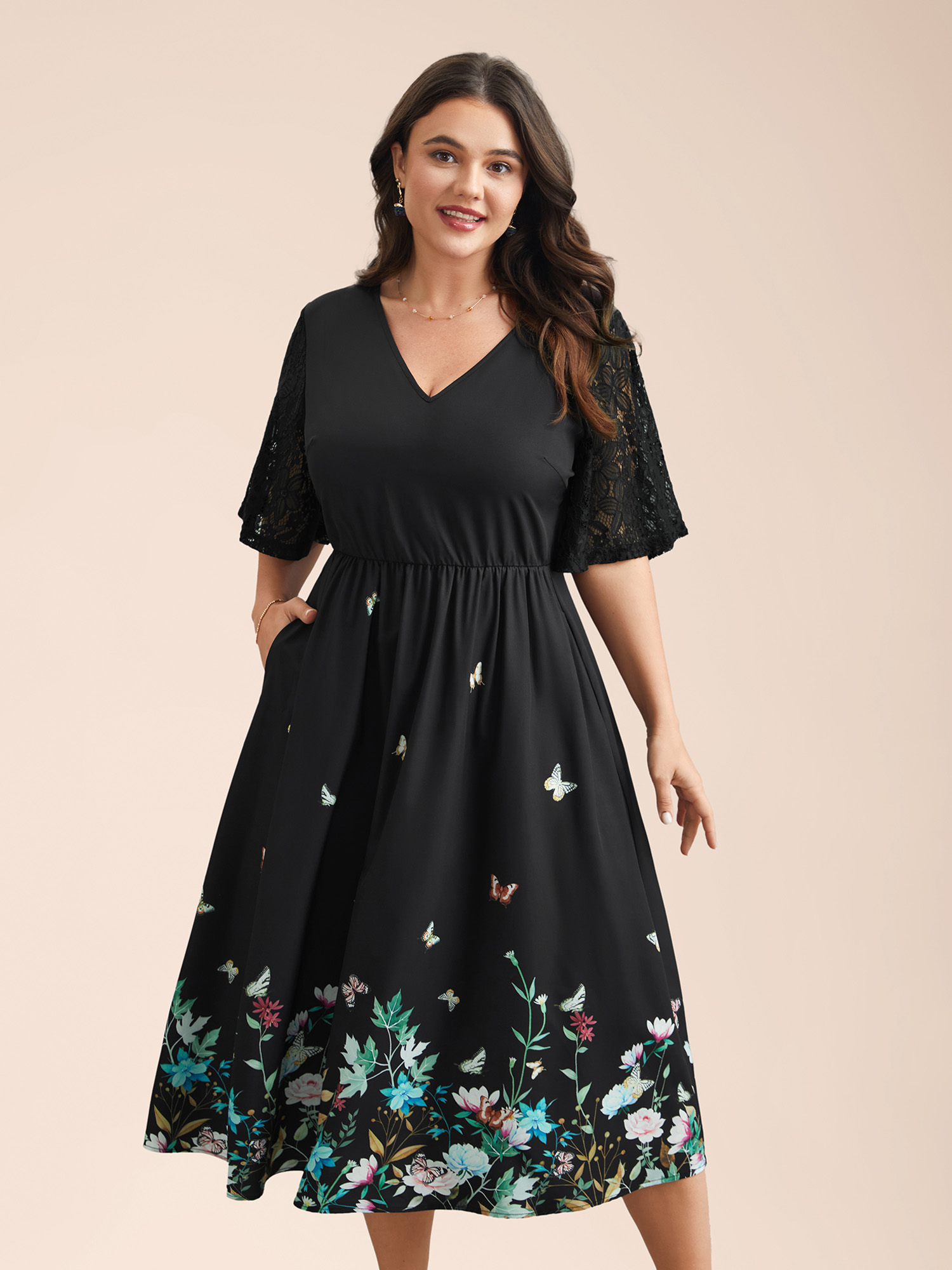 

Plus Size Gardenia Print Waist-Cinched Lace Midi Dress Black Women Elegant Texture V-neck Short sleeve Curvy BloomChic