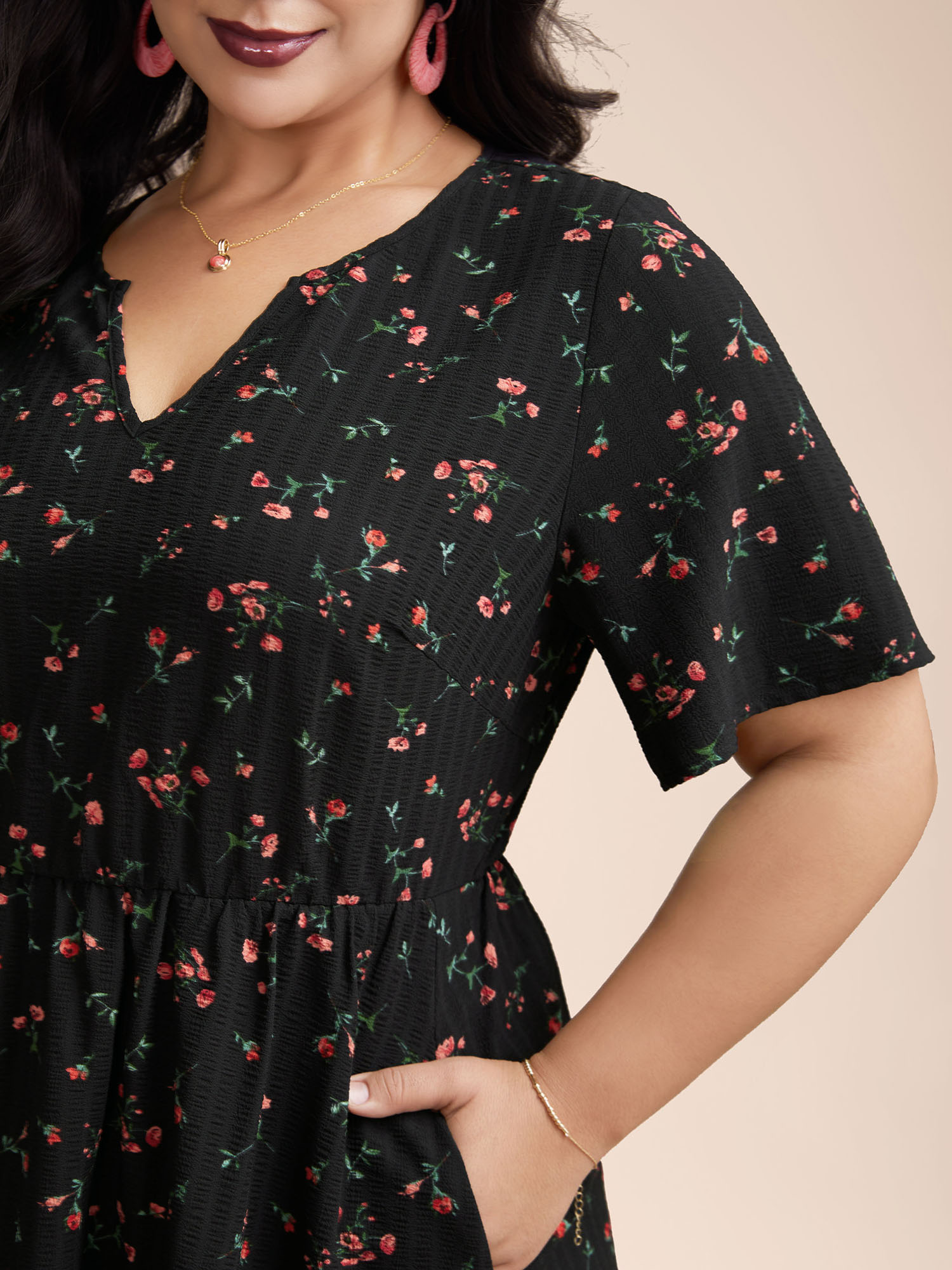 

Plus Size Floral Flared Sleeve Tiered Midi Dress Black Women Elegant Texture Notched collar Short sleeve Curvy BloomChic