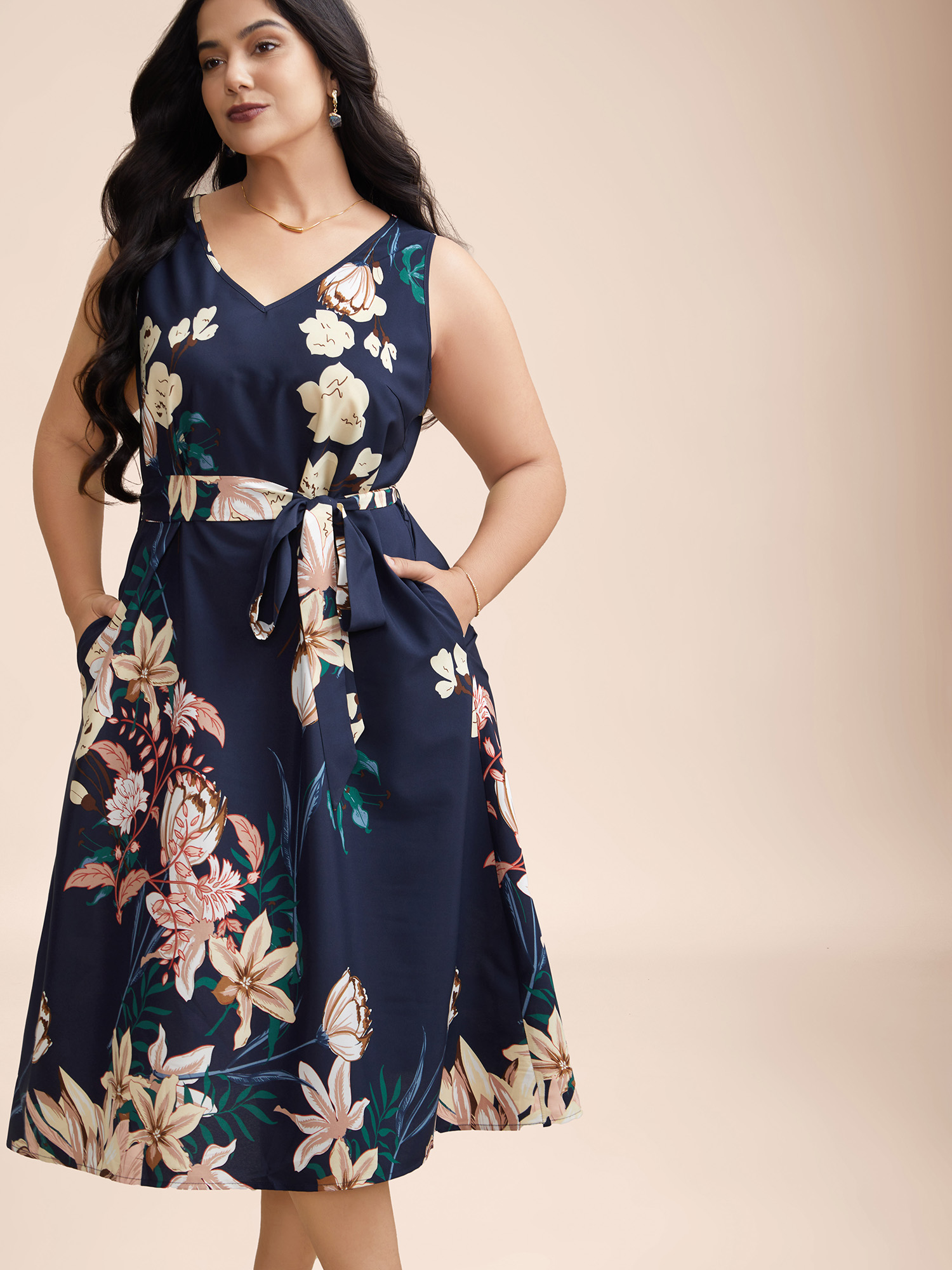 

Plus Size Floral Print V Neck Pockets Midi Dress DarkBlue Women Elegant Belted V-neck Sleeveless Curvy BloomChic