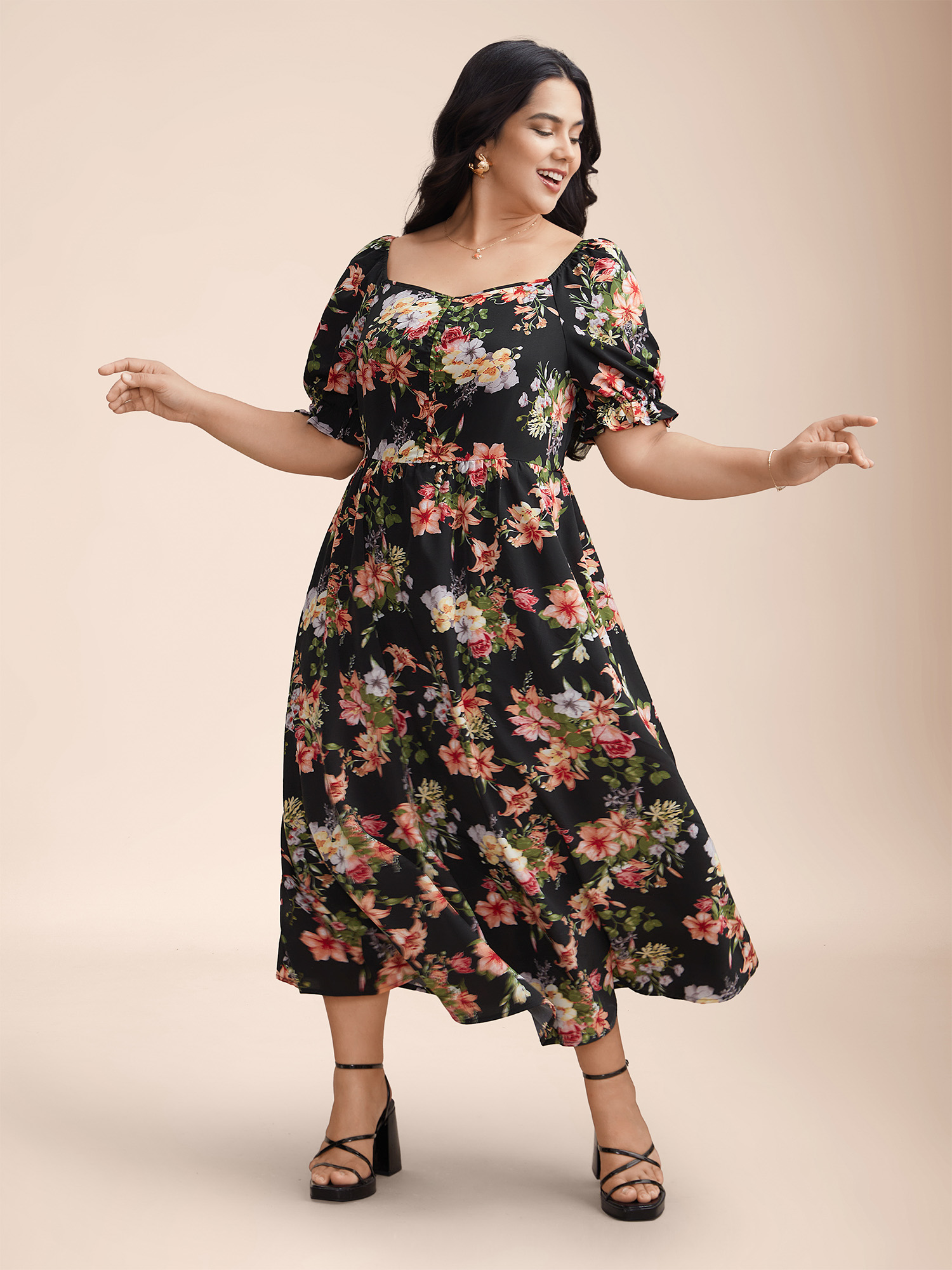 

Plus Size Sweetheart Neckline Drawstring Floral Midi Dress Black Women Elegant Drawstring Heart neckline Half Sleeve Curvy BloomChic