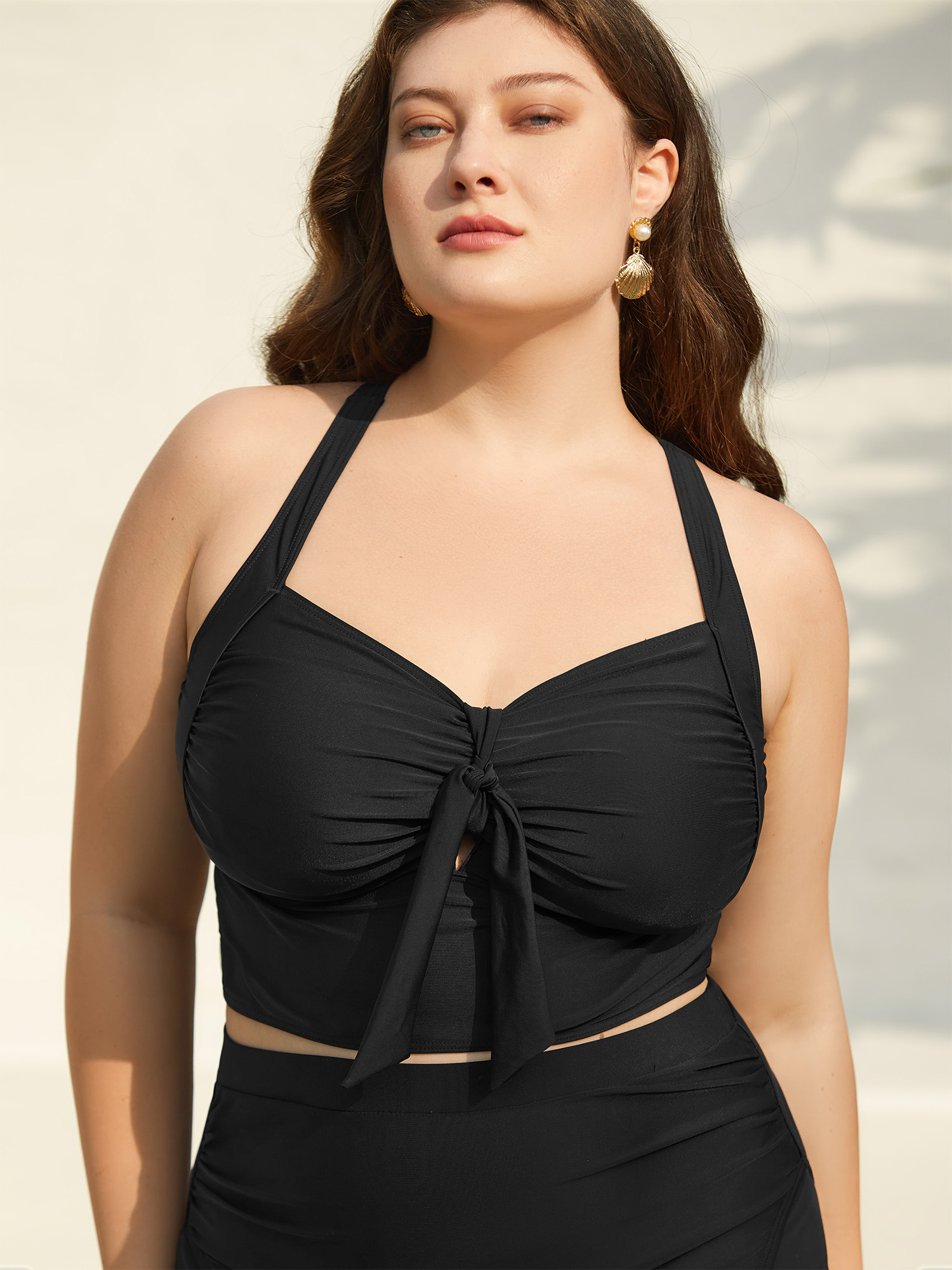 Plus Size Bow-Tie Adjustable Front Ruched Swim Top Women`s Swimwear Black Beach Gathered High stretch Skinny Heart neckline Curve Swim Tops BloomChic 26/4X 