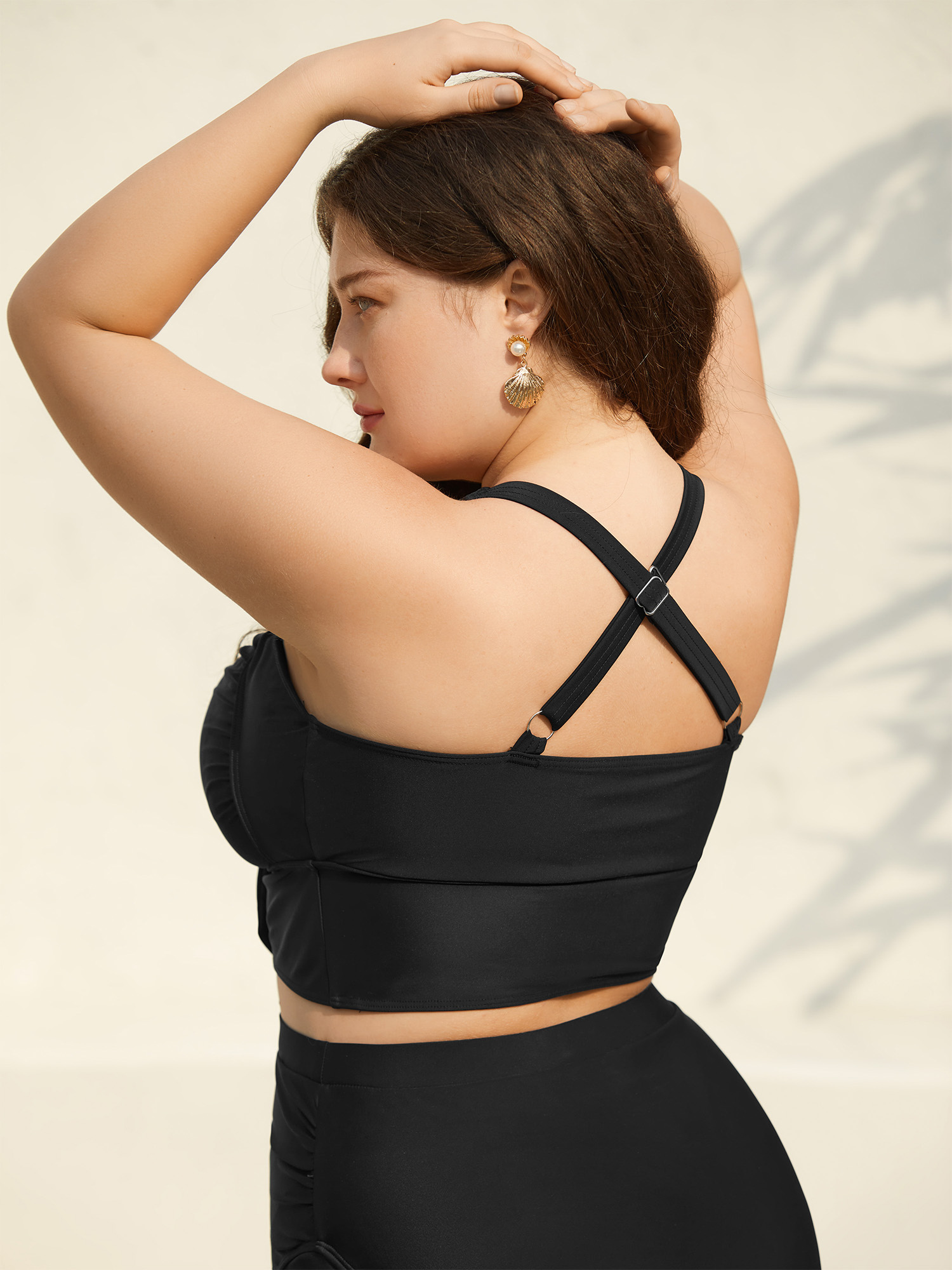 Plus Size Bow-Tie Adjustable Front Ruched Swim Top Women`s Swimwear Black Beach Gathered High stretch Skinny Heart neckline Curve Swim Tops BloomChic 26/4X 
