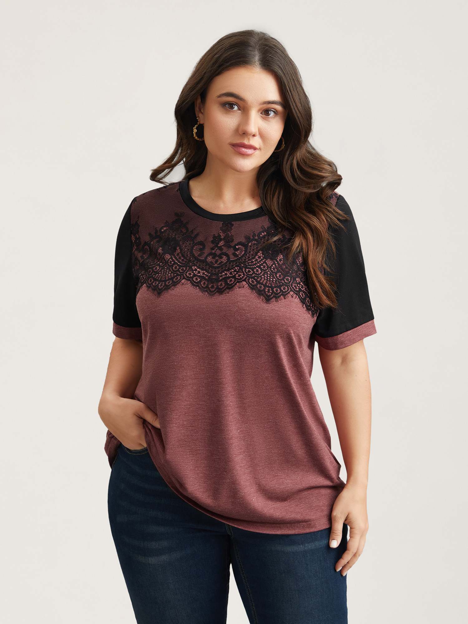 

Plus Size Stretchy Scalloped Lace Color Contrast T-Shirt Russet Women Elegant Contrast Round Neck Everyday T-shirts BloomChic