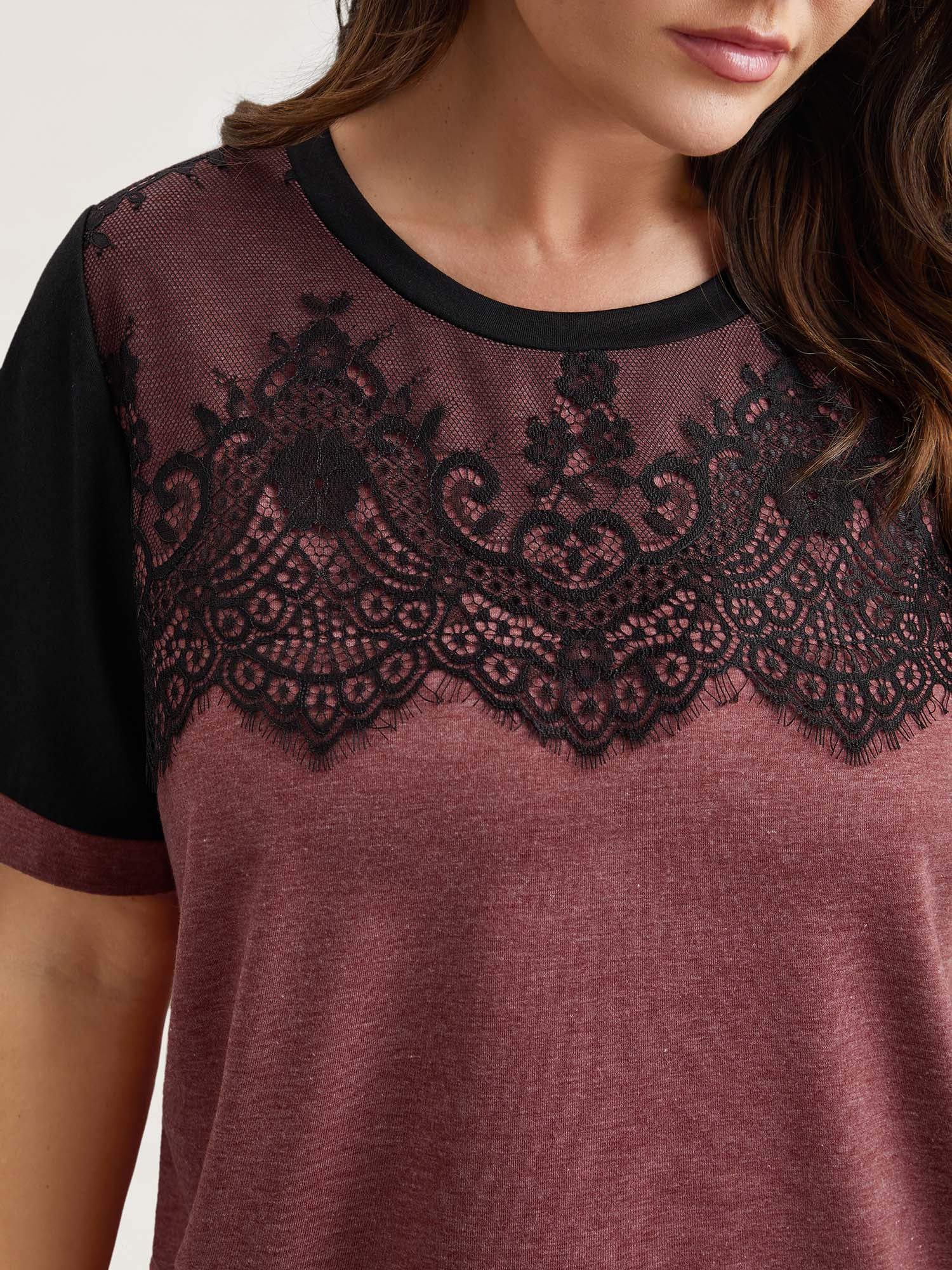 Plus Size Stretchy Scalloped Lace Color Contrast T-Shirt Russet Women Elegant Contrast Round Neck Everyday T-shirts BloomChic 10/M 