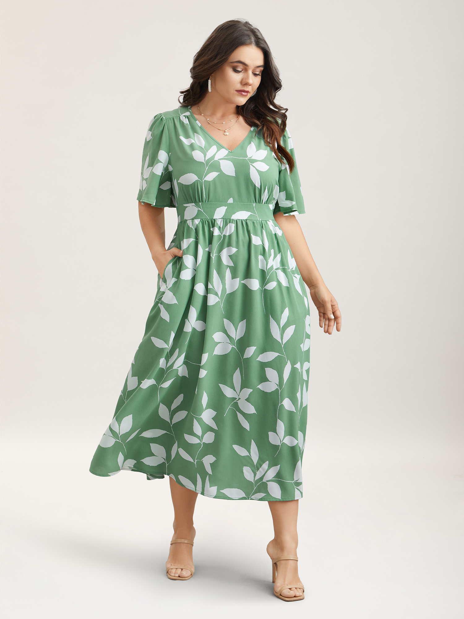 

Plus Size Leaf Print Waist-Cinched Flared Maxi Dress Sage Women Elegant Gathered V-neck Half Sleeve Curvy BloomChic