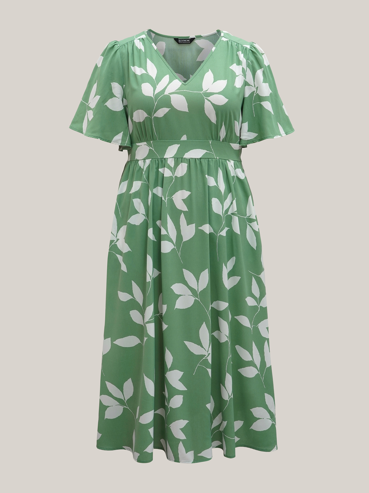 Plus Size Leaf Print Waist-Cinched Flared Maxi Dress Sage Women Elegant Gathered V-neck Half Sleeve Curvy BloomChic 12/L 