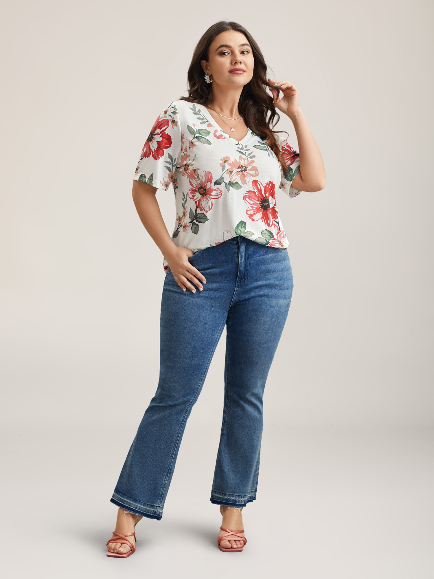 Plus Size Multi-Color Floral Print V-Neck T-Shirt Multicolor Women Elegant Non Natural Flowers V-neck Everyday T-shirts BloomChic 12/L 