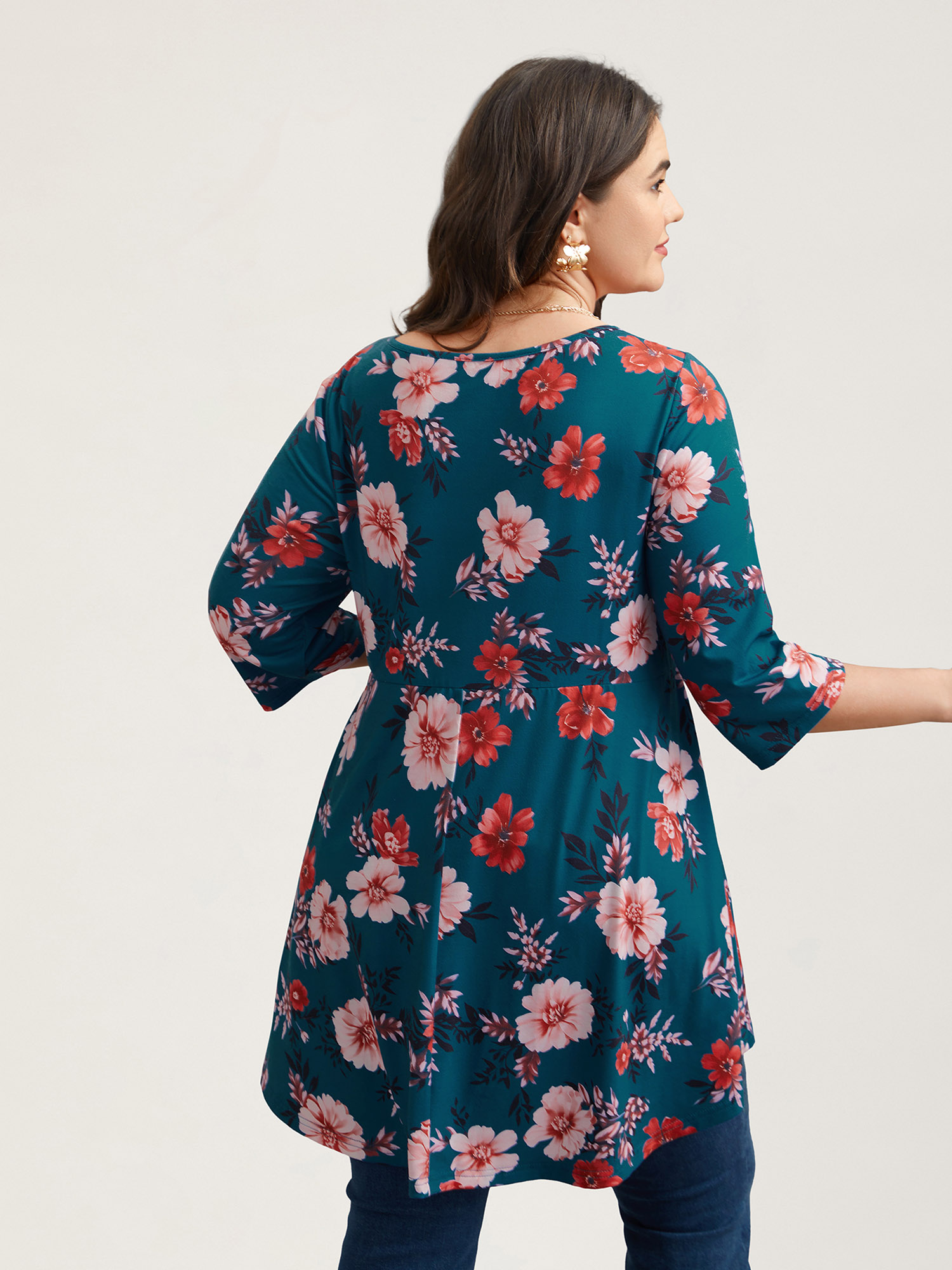 Plus Size Floral Print Neck Cut-Out Babydoll Top Multicolor Women Elegant Gathered Natural Flowers Square Neck Bodycon Everyday T-shirts BloomChic 22-24/3X 