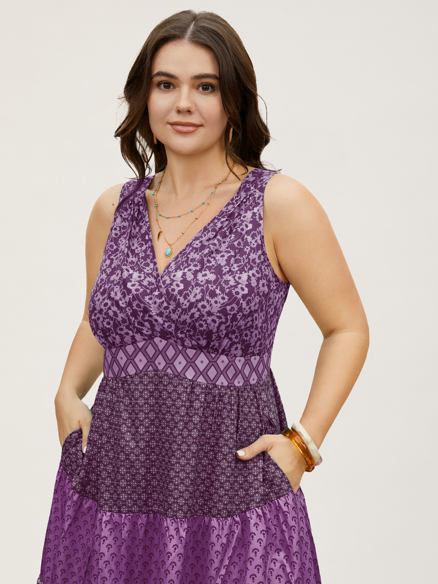 Plus Size Bandana Patchwork Floral Sleeveless Dress Mauve Women Pleated V-neck Sleeveless Curvy BloomChic 28/5X 