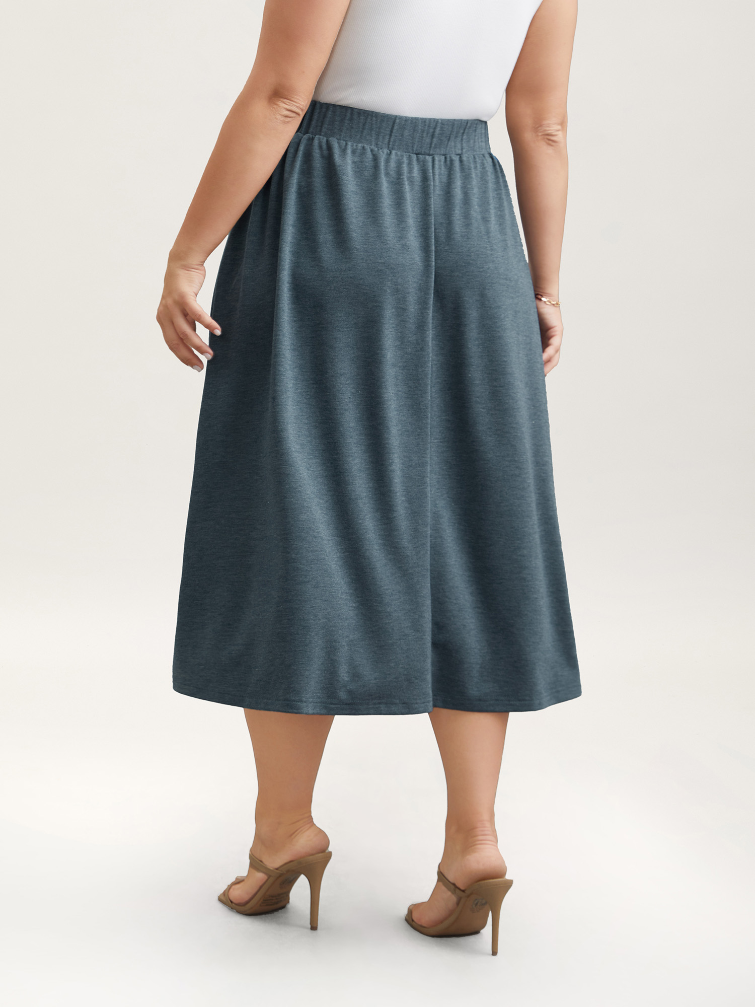 Plus Size Heather Stretchy-Waist Pleated Midi Skirt Women DarkSlateGray Elegant Gathered Medium stretch Slanted pocket Everyday Skirts BloomChic 10/M 