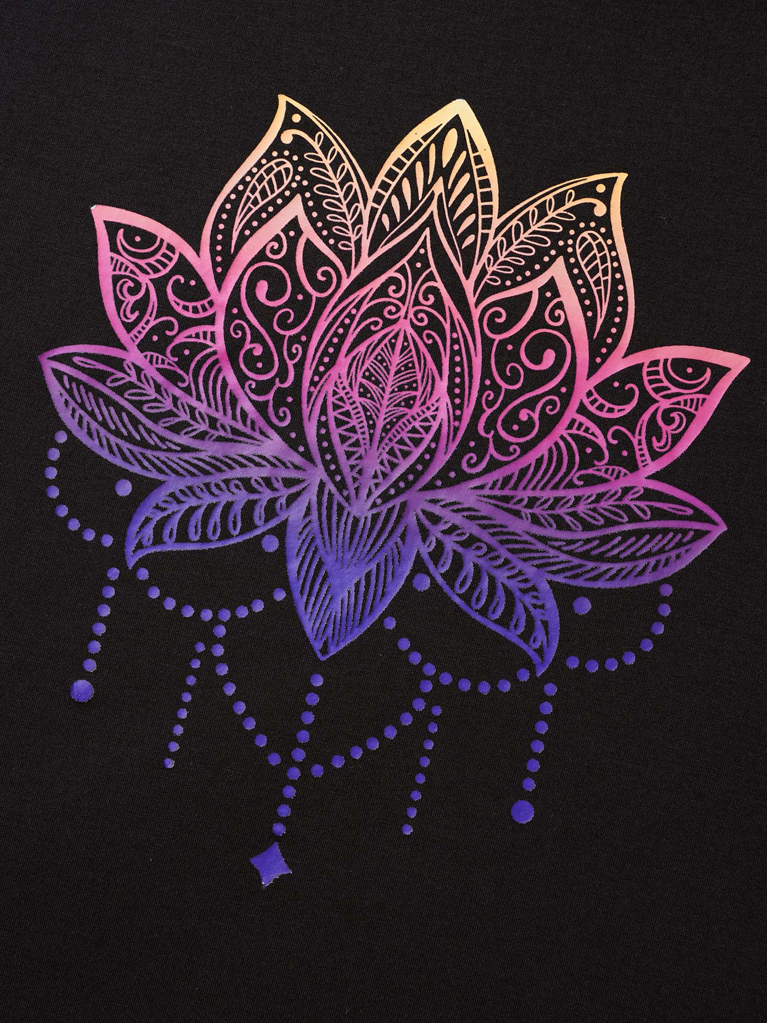 Plus Size Floral Motif Crew Neck Fitted T-Shirt Black Women Elegant Non Natural Flowers Round Neck Everyday T-shirts BloomChic 28/5X 