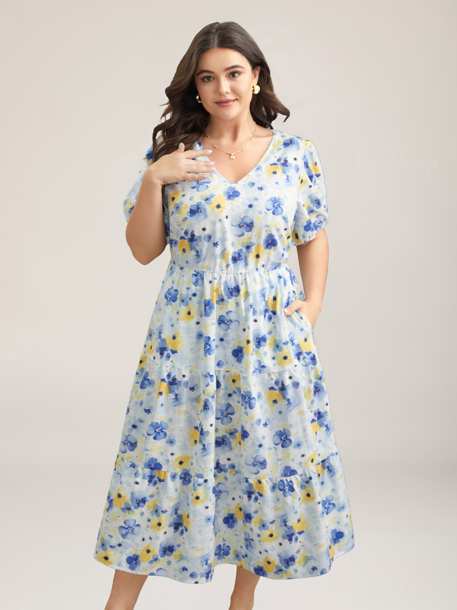 

Plus Size Blooming Flowers Puff Sleeve Stretchy-Waist Dress LightBlue Women Elegant Non V-neck Short sleeve Curvy BloomChic