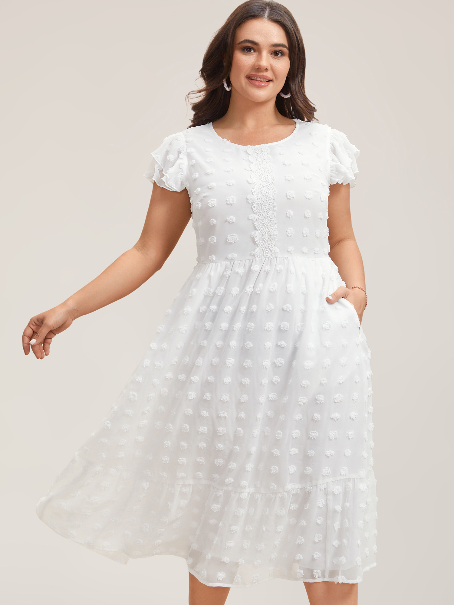 

Plus Size Textured Plain Tiered Ruffles Sleeve Dress Originalwhite Women Elegant Woven ribbon&lace trim Round Neck Cap Sleeve Curvy BloomChic