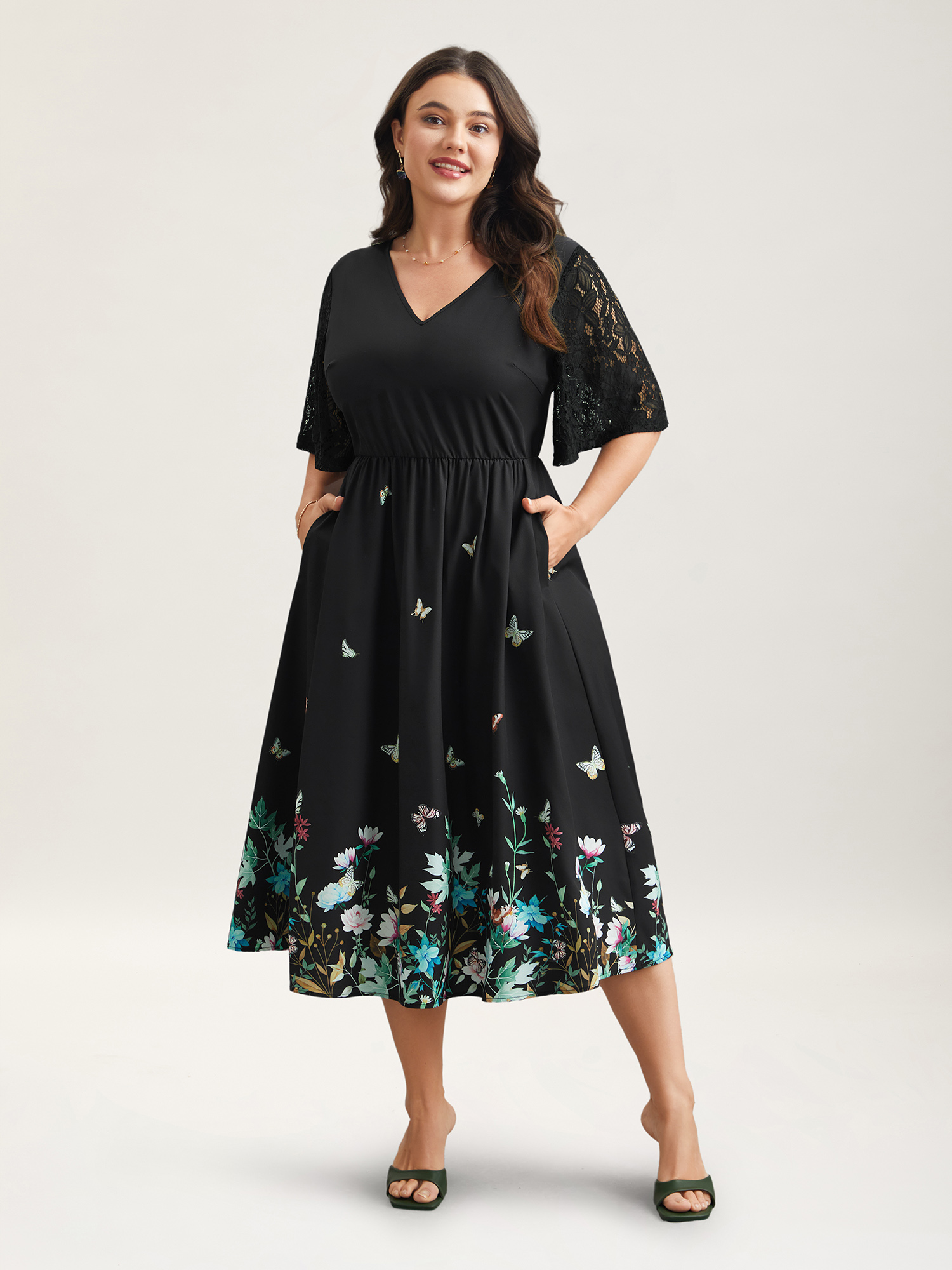 

Plus Size Gardenia Print Waist-Cinched Lace Midi Dress Black Women Elegant Texture V-neck Short sleeve Curvy BloomChic